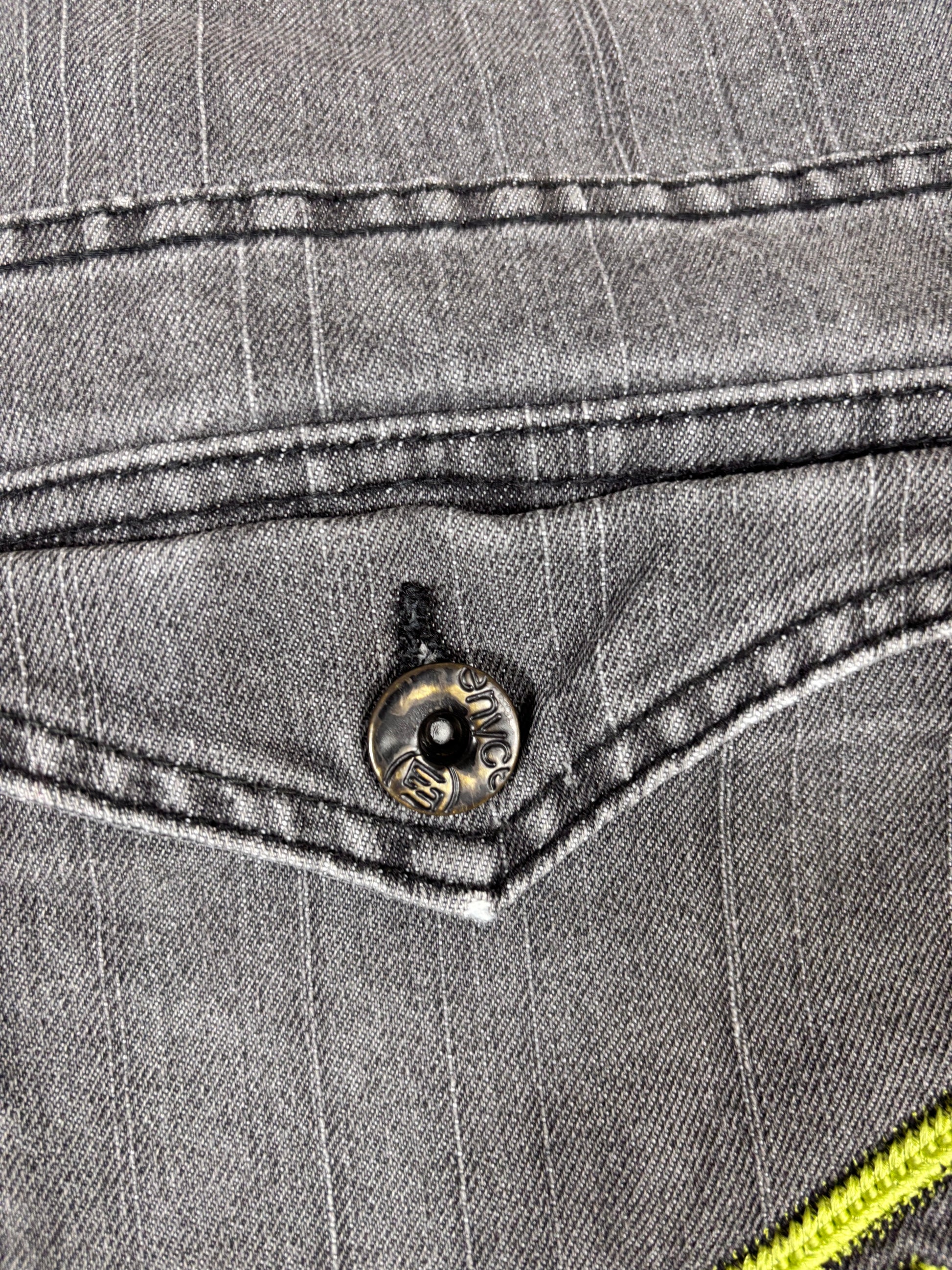 Vintage Enyce Denim Shorts Men’s 48 Grey Super Baggy Embroidered Hip Hop Jorts