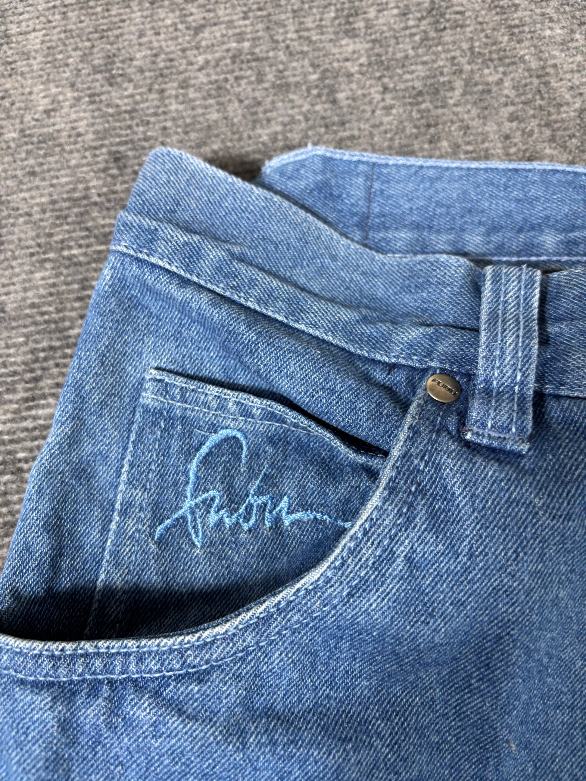 Vintage FUBU Carpenter Cargo Denim Shorts Men’s 46 Mid-Wash Super Baggy Hip Hop