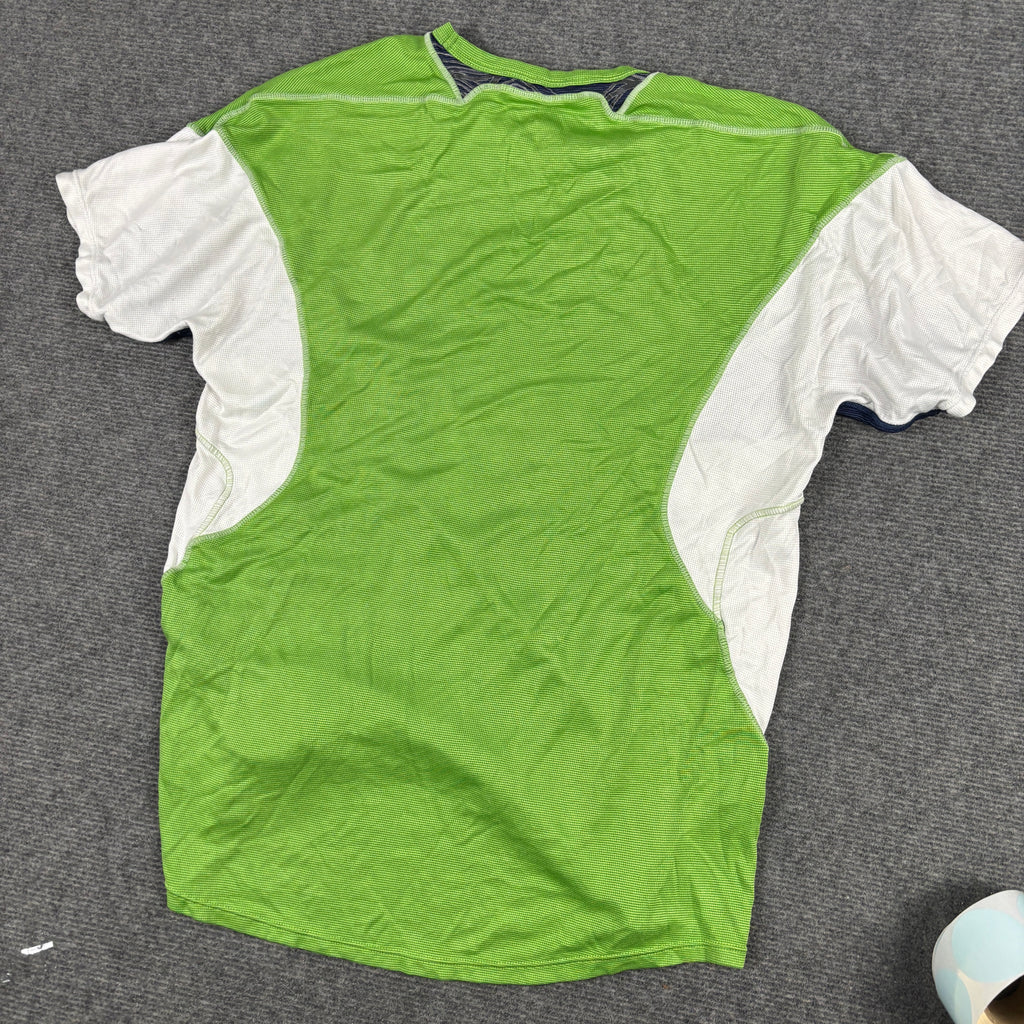 y2k Nike dri-fit activewear t-shirt men's medium green gym tee