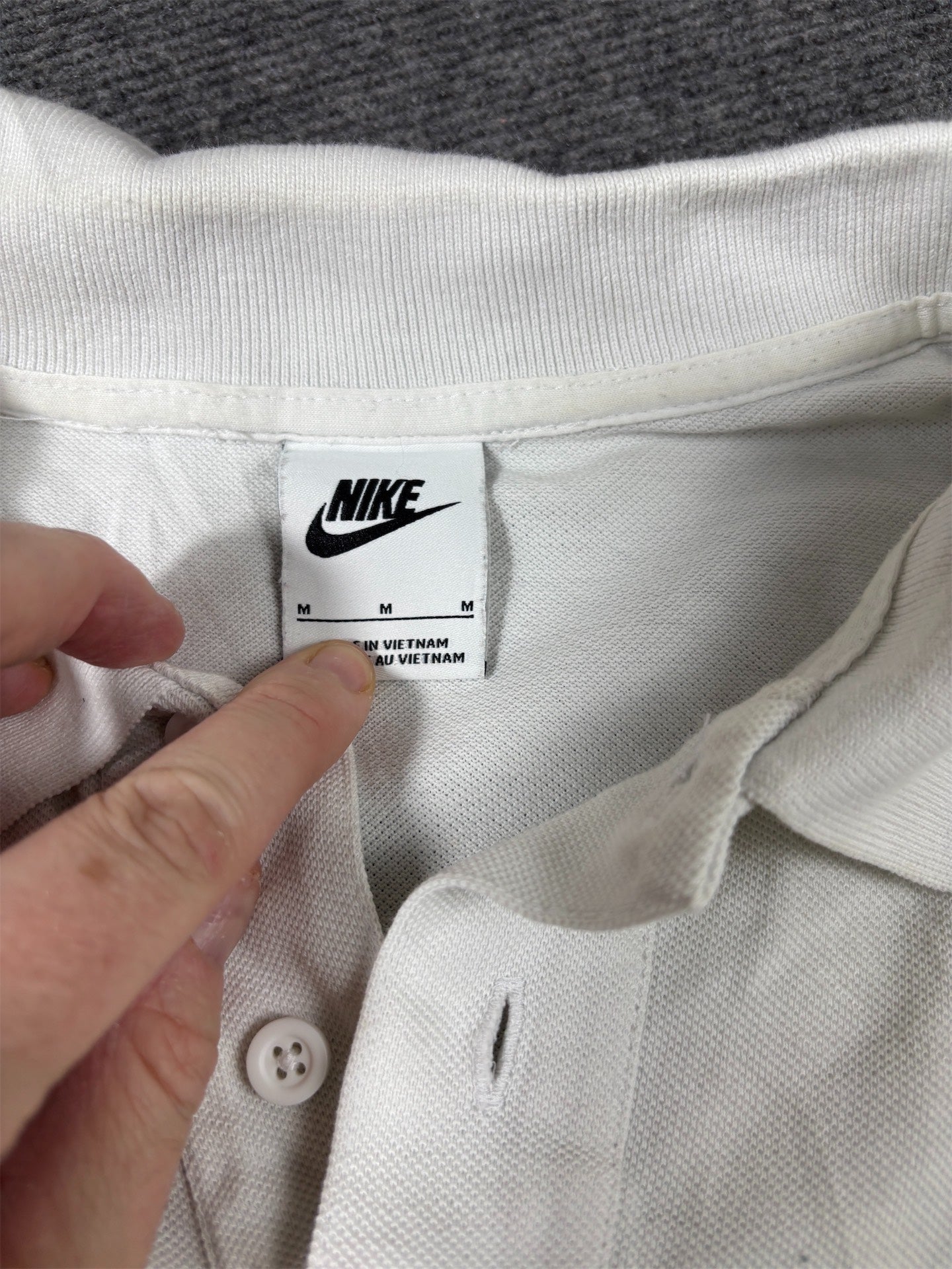 Nike Polo Shirt Men’s M White Black Chest Logo Cotton Collard