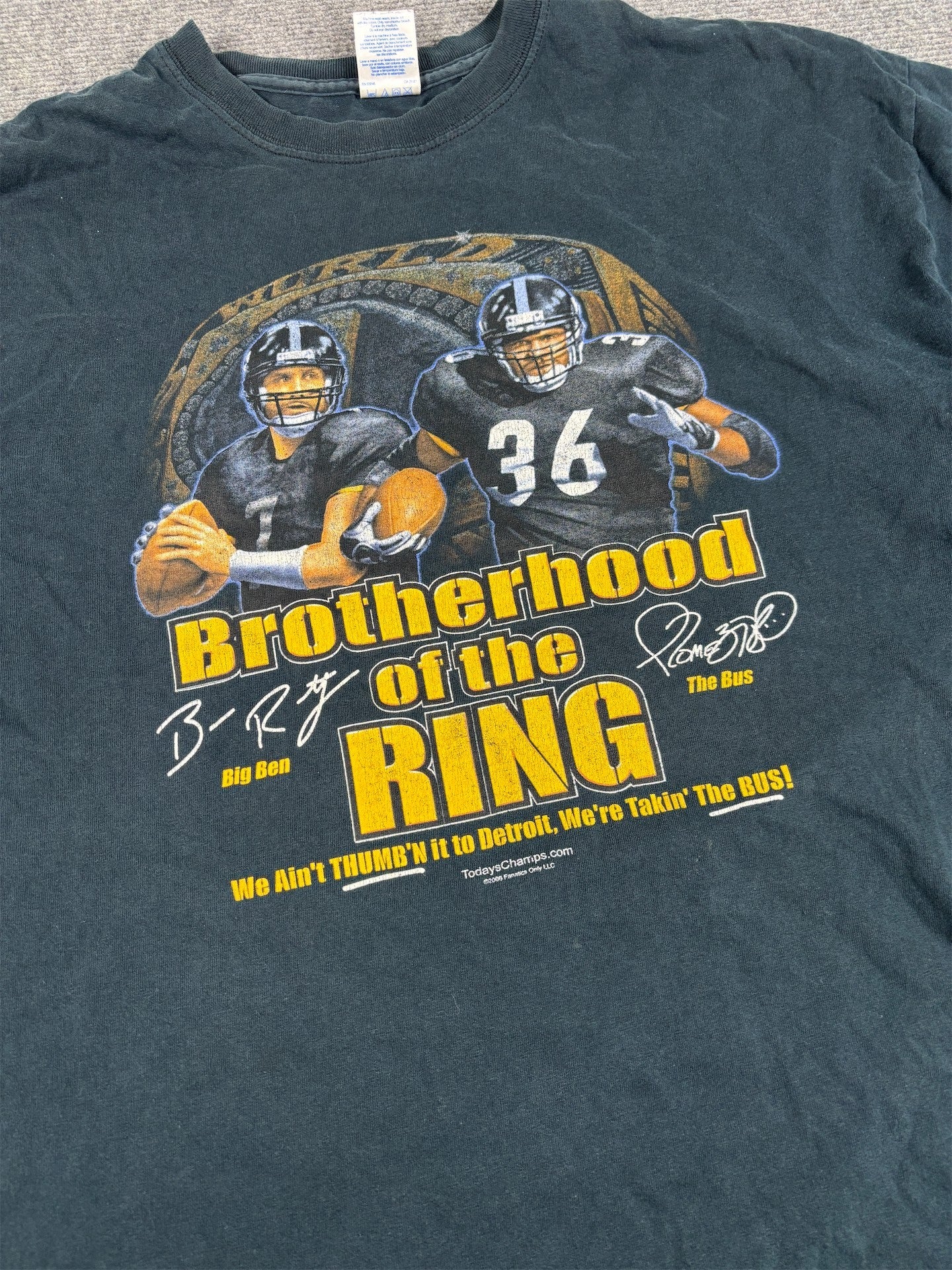 Vintage Y2K Gildan T-shirt Men's XL Black Brotherhood of the Ring Football 2006 Crew Neck