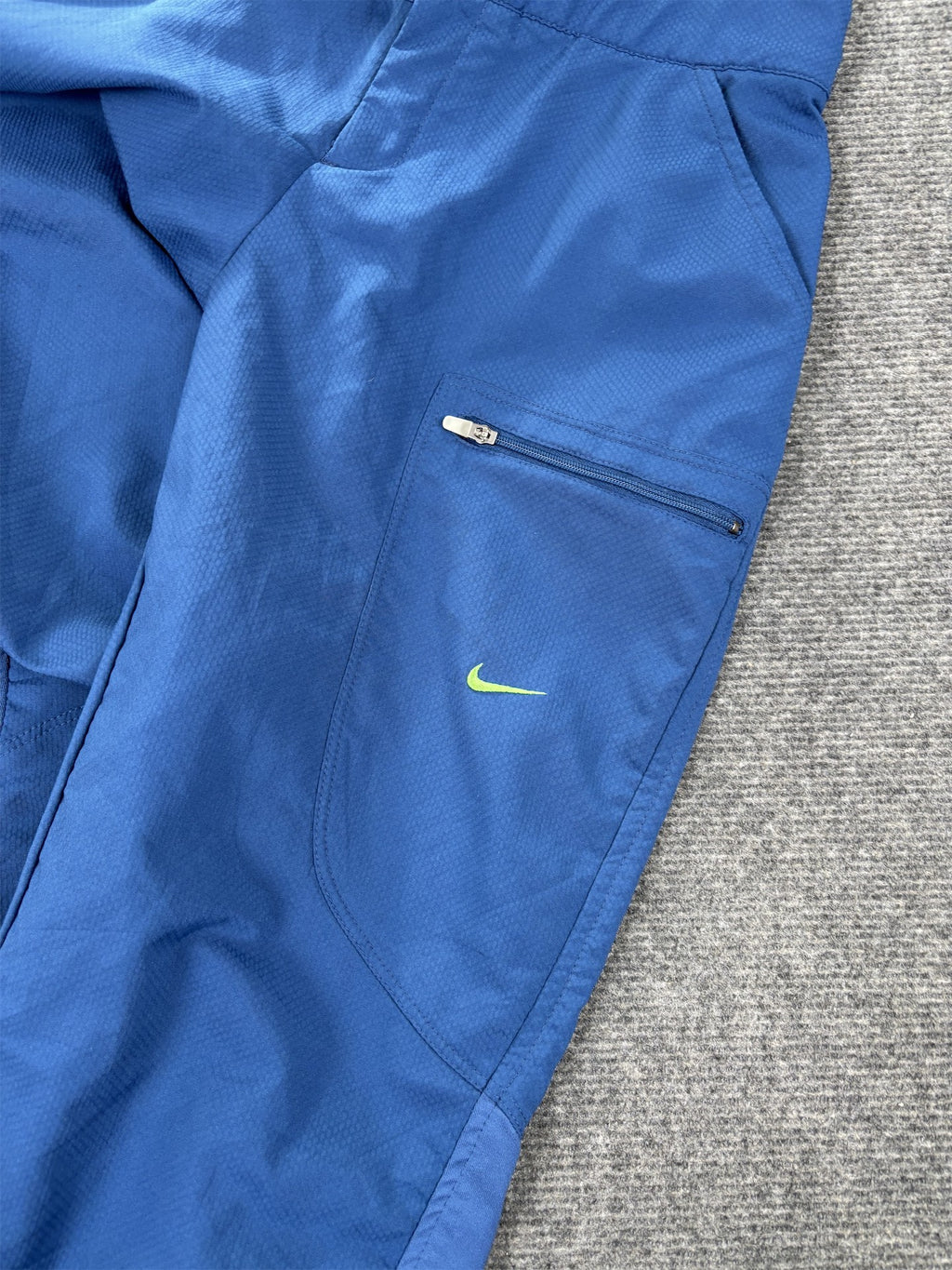 Vintage Y2K Nike Cargo Track Pants Women's XS Blue Green Swoosh Embroidered Joggers