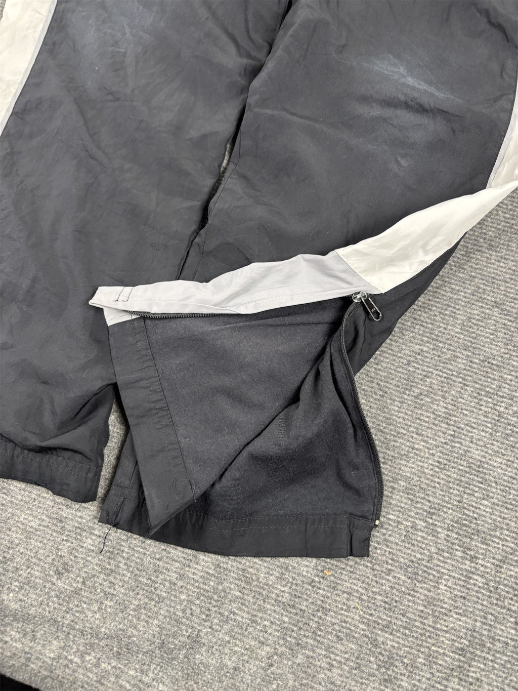 Vintage Y2K Nike Track Pants Women's S Black White Grey Piping Swoosh Joggers