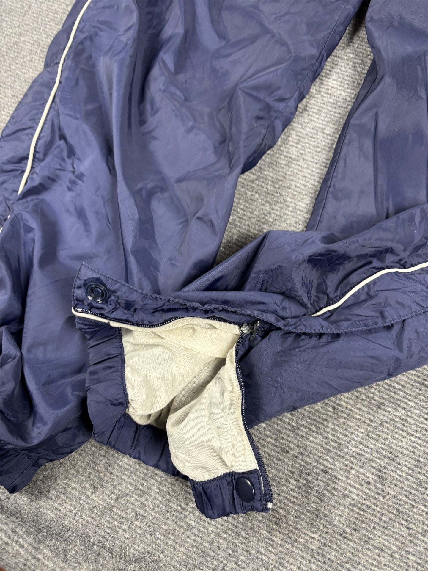 Vintage 90's Nike Track Pants Men's L Navy Blue White Piping Cuffed Joggers