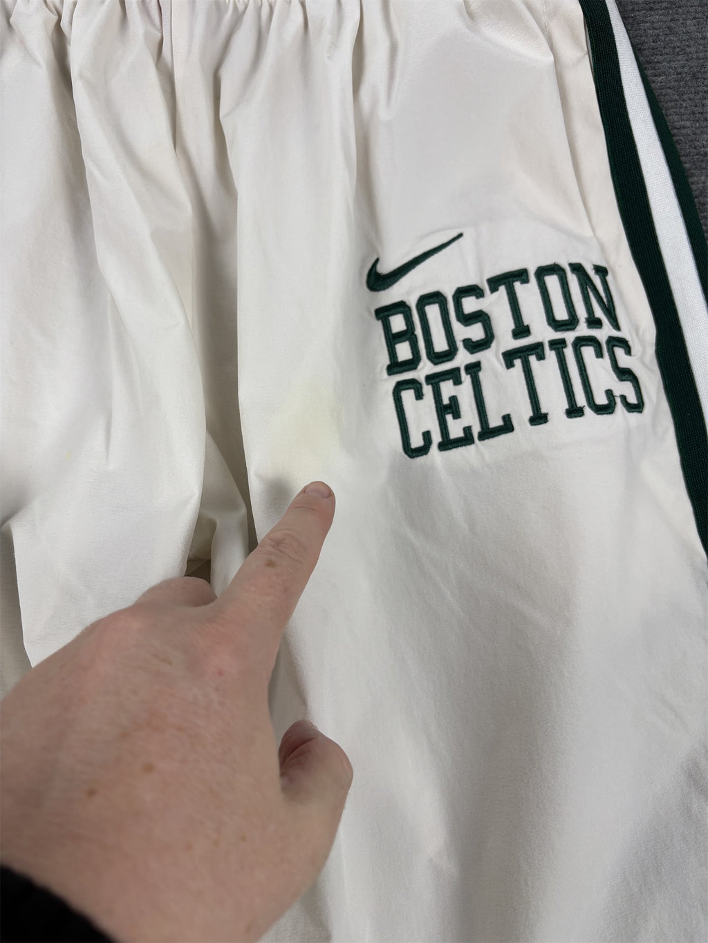 Y2K Nike Track Pants Men's L White Green Boston Celtics Warm Up Joggers