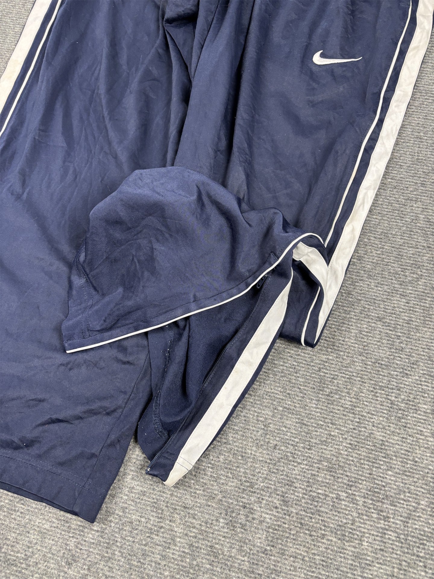 Nike Track Pants Men's L Navy Blue White Piping Swoosh Baggy Joggers