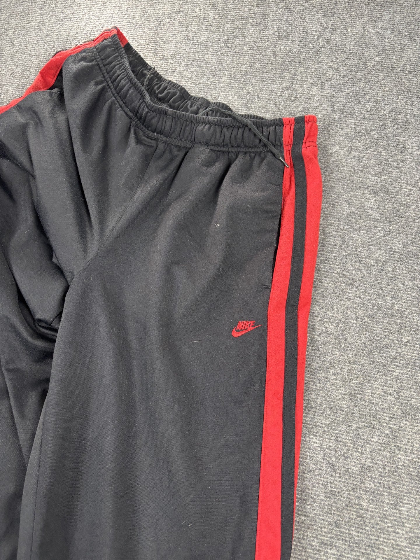 Vintage Y2K Nike Track Pants Men's M Black Red Piping Swoosh Joggers