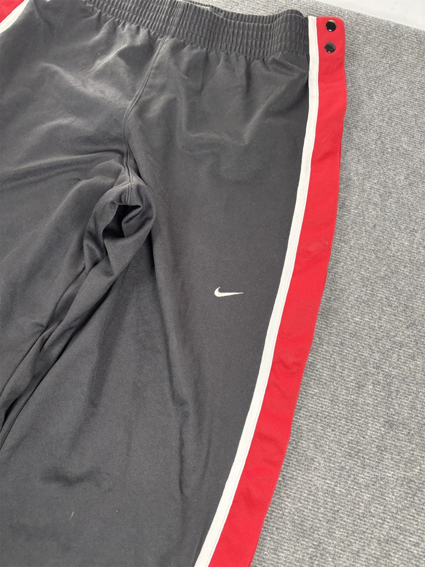 Vintage 90's Nike Miami Heat NBA Tear Away Track Pants Men's L Black Red Joggers NBA