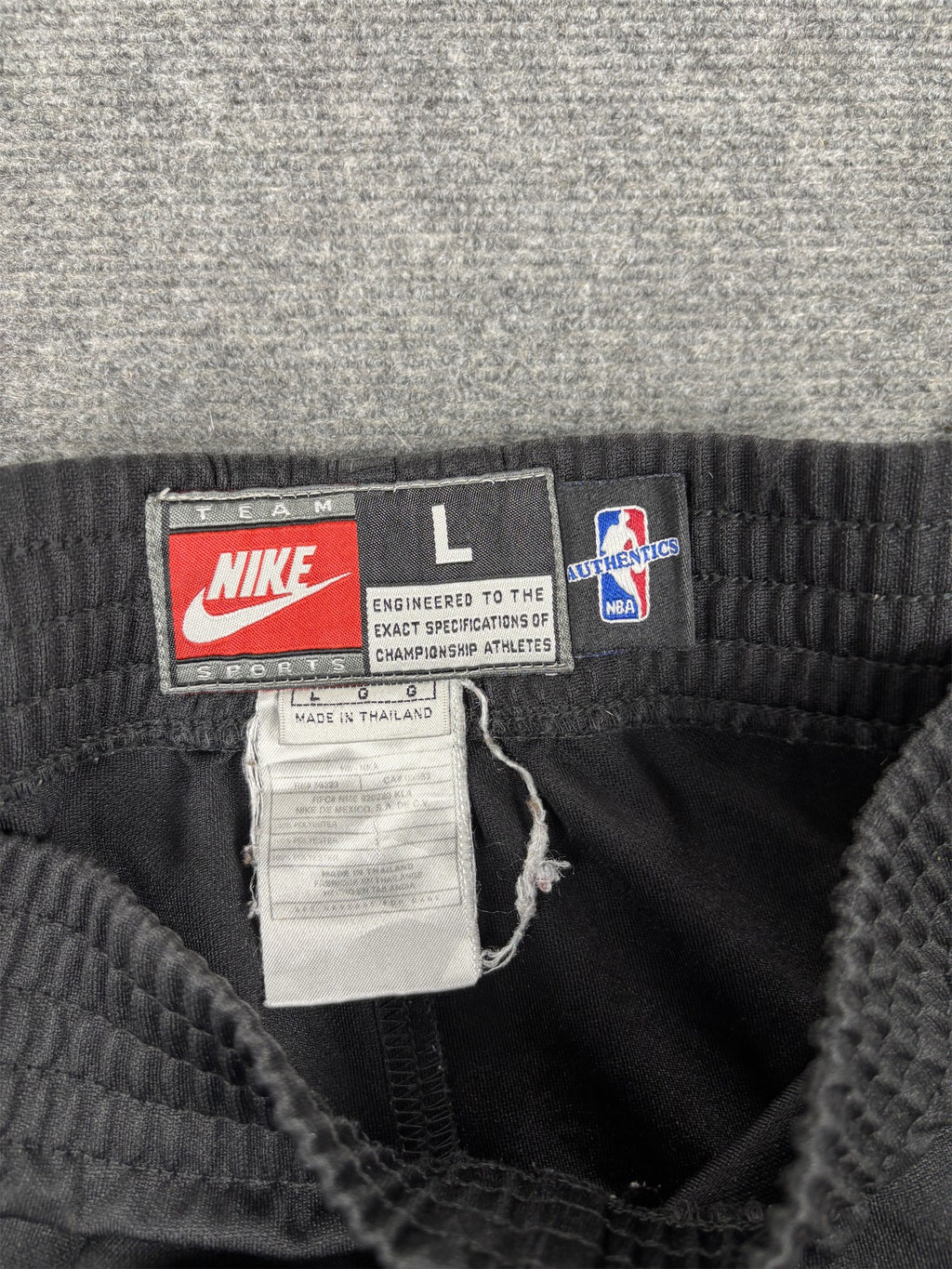 Vintage 90's Nike Miami Heat NBA Tear Away Track Pants Men's L Black Red Joggers NBA