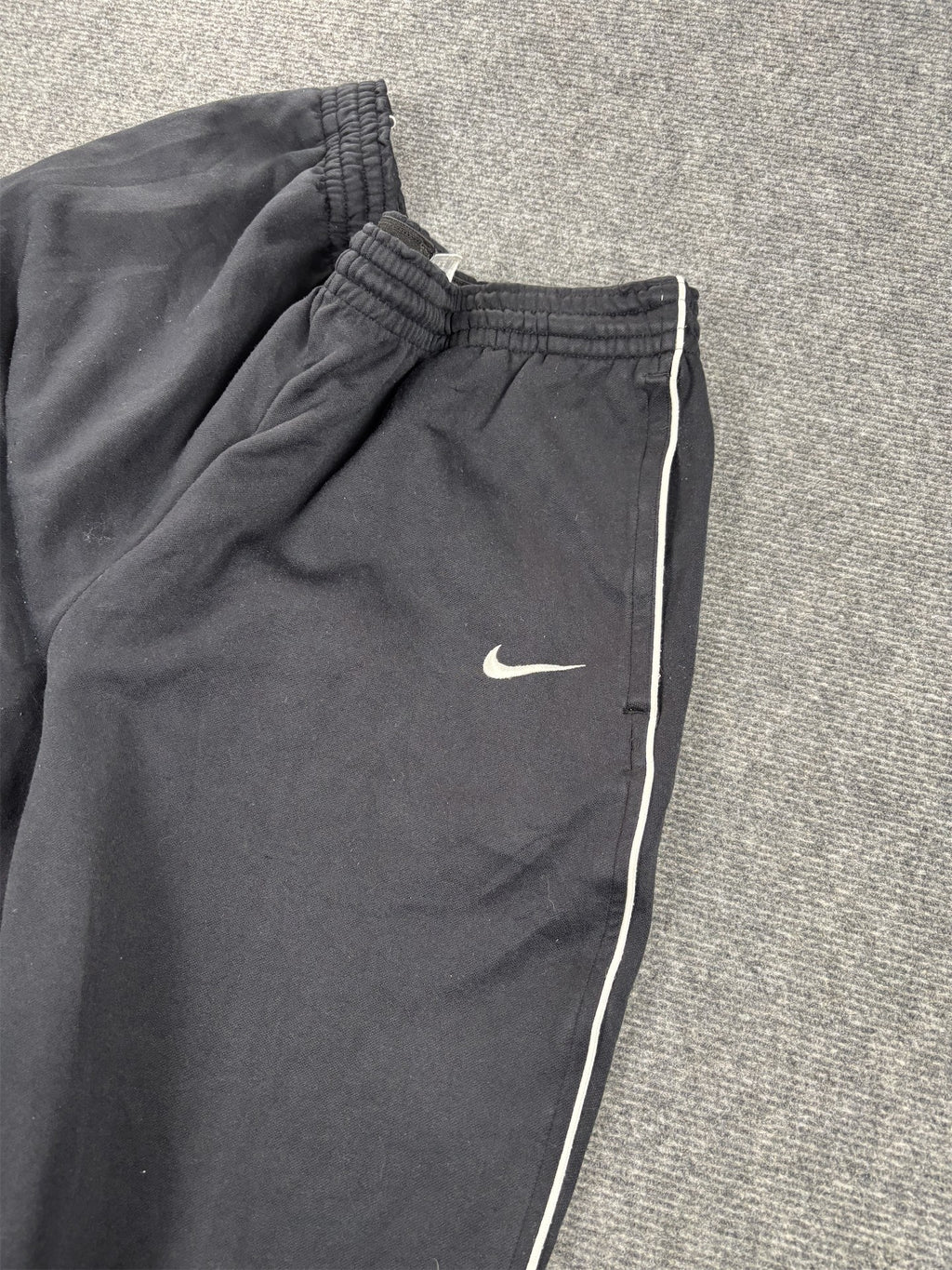 Vintage Y2K Nike Track Pants Men's L Black White Piping Swoosh Joggers