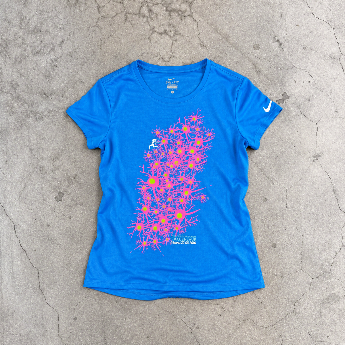 Nike Dri-FIT Running T-shirt Women's Small Blue Marathon Top Petite Activewear