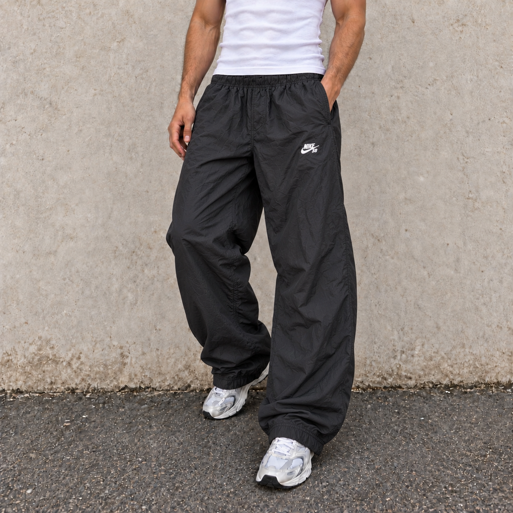 Nike SB Baggy Track Pants Men's Medium Black Cuffed Ankle