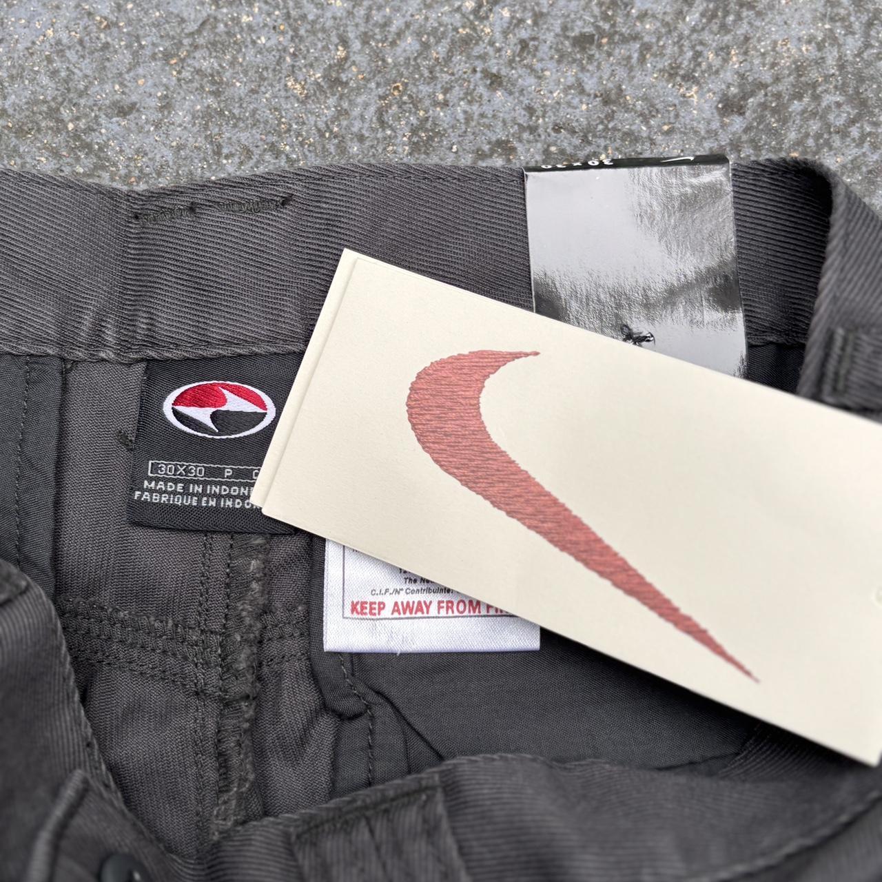 Vintage 90s Nike Golf Pants Size 30 Tiger Woods Yin Yang Logo Wide Leg NWT Deadstock