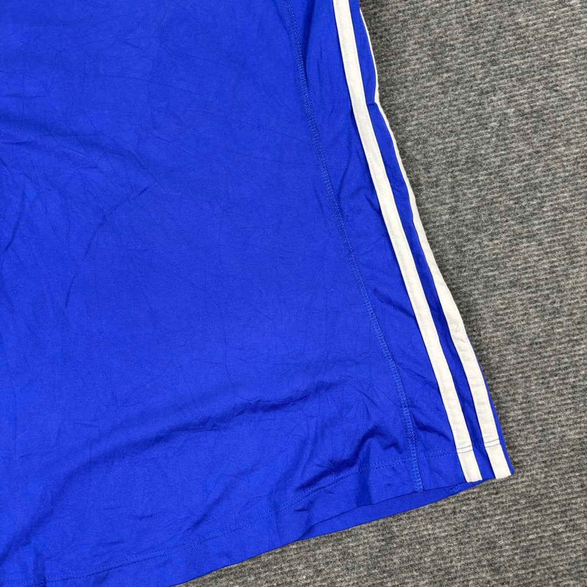 Vintage Y2K Adidas Activewear Top Women's Small Blue Scoop Neck T-shirt