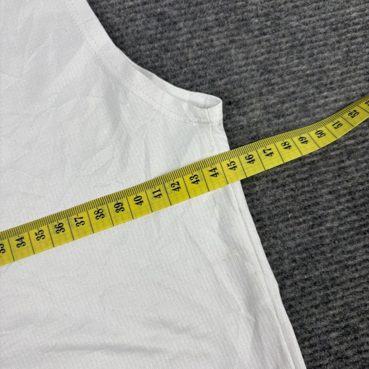 Puma V-neck Tank Top Women's Small White 2010s Activewear T-shirt