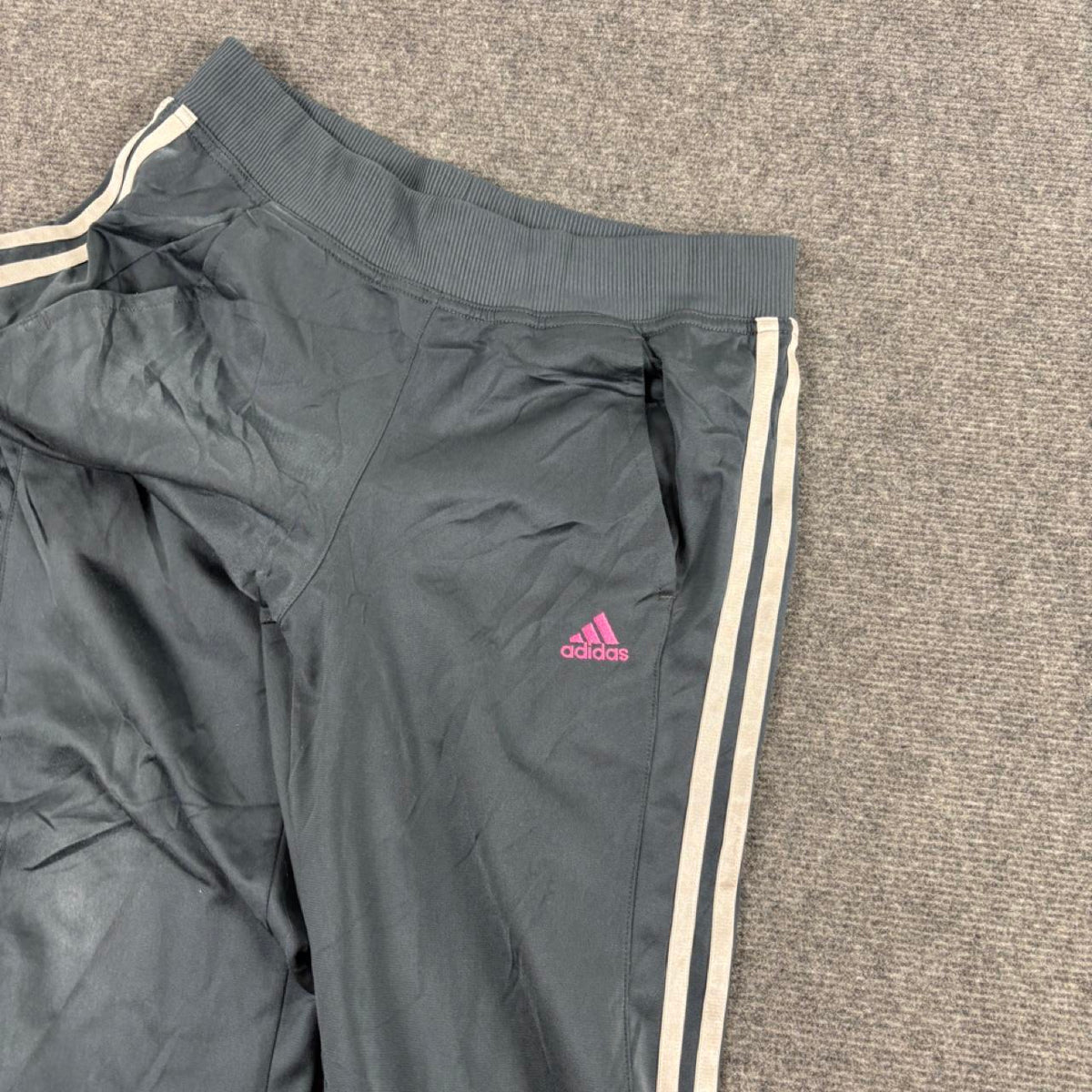 y2k Adidas Track Pants Women's SMal Grey Pink 3 Stripe Cuffed Joggers
