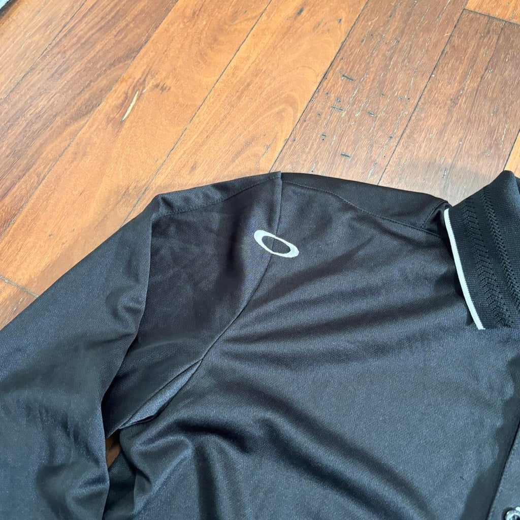 2000s Oakley Scatter Skull Polo Shirt Men's Medium Black Long Sleeve