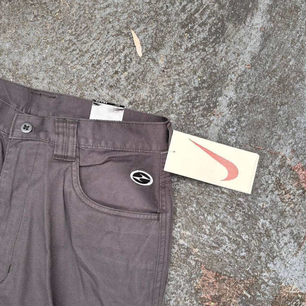 Vintage 90s Nike Golf Pants Size 30 Tiger Woods Yin Yang Logo Wide Leg NWT Deadstock