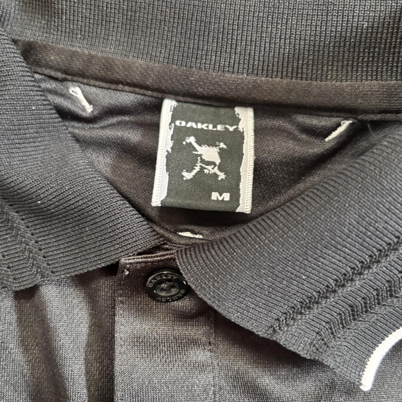 2000s Oakley Scatter Skull Polo Shirt Men's Medium Black Long Sleeve