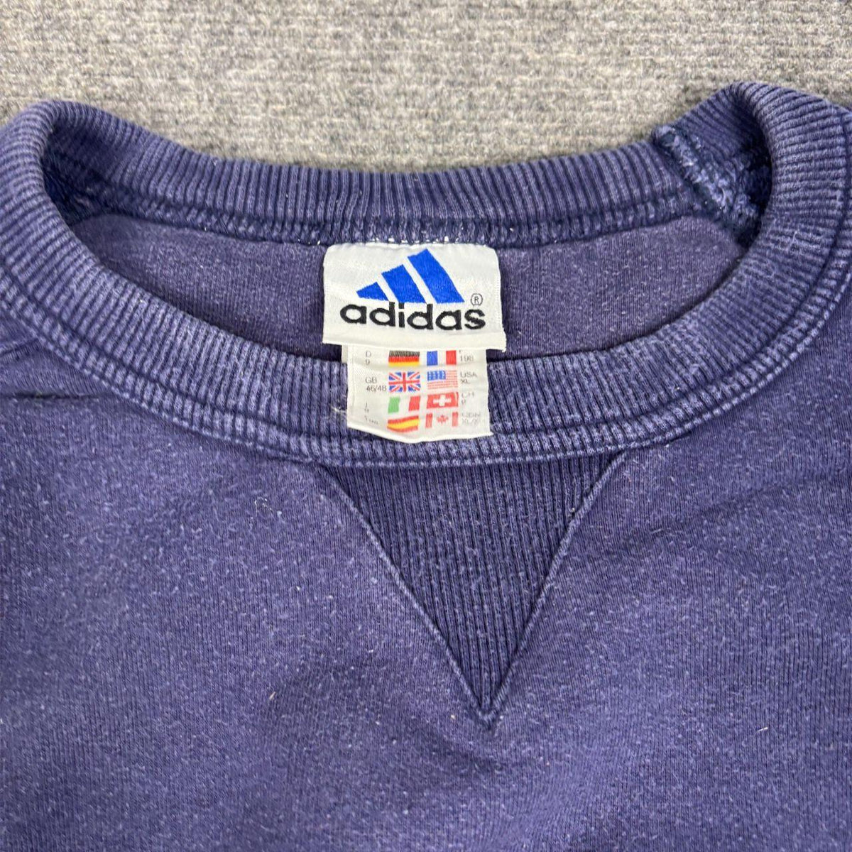 Vintage 90s Adidas Jumper Size XL Navy Large Front Graphic Faded Sweatshirt