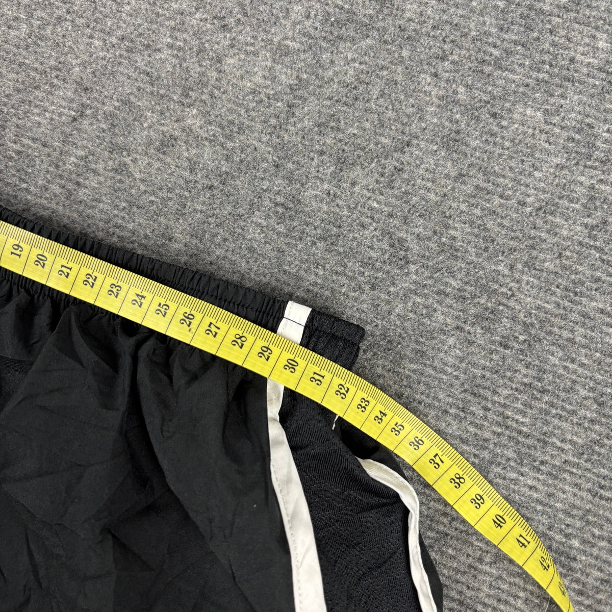 Nike Dri-Fit Tempo Running Shorts Black White Trim photo 5