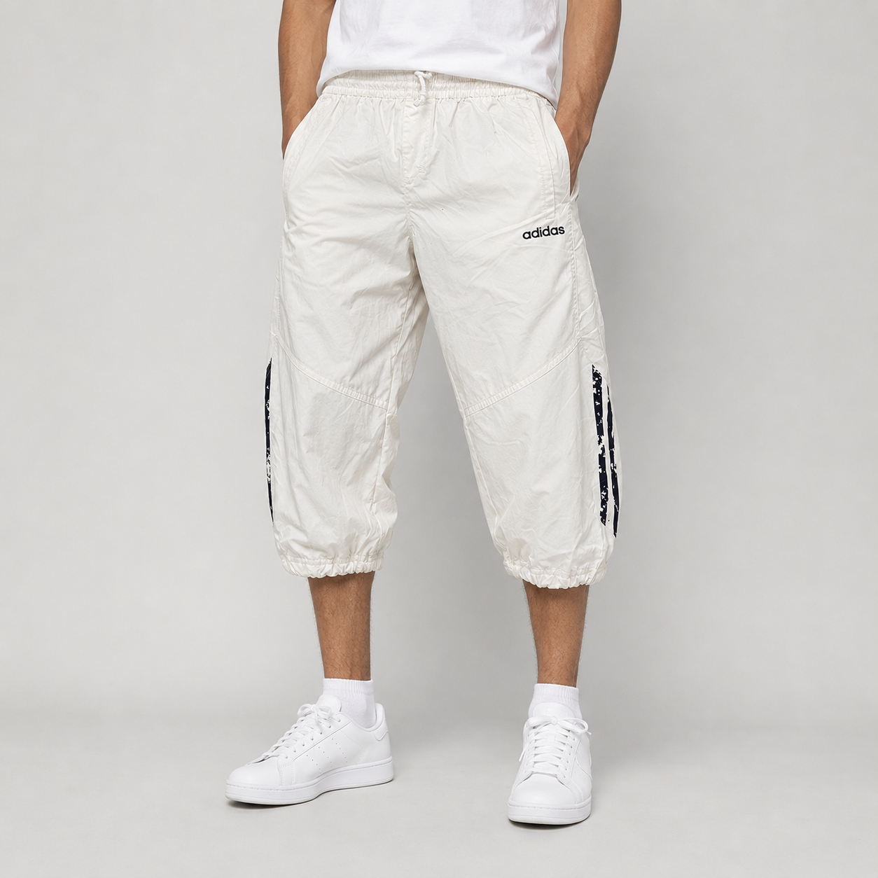 Vintage Y2K Adidas 3/4 Track Pants L White 3 Stripe Spell Out Logo Bungee Tabs