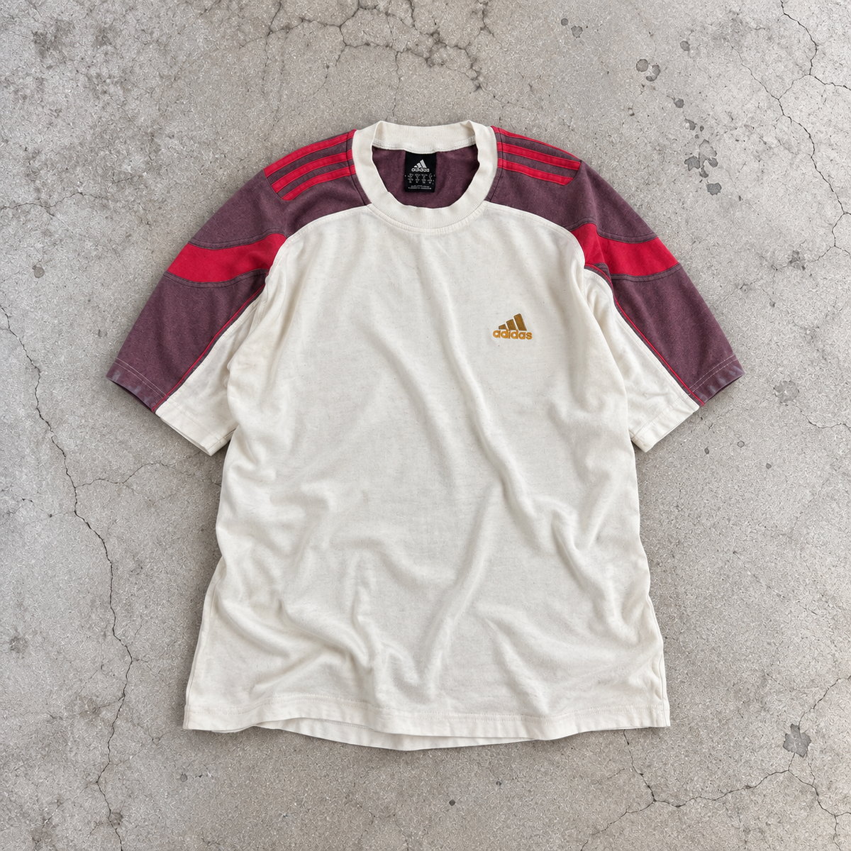 Vintage Y2K Adidas T-Shirt Size L Oversize White Brown Red Gold Logo 3 Stripes Faded