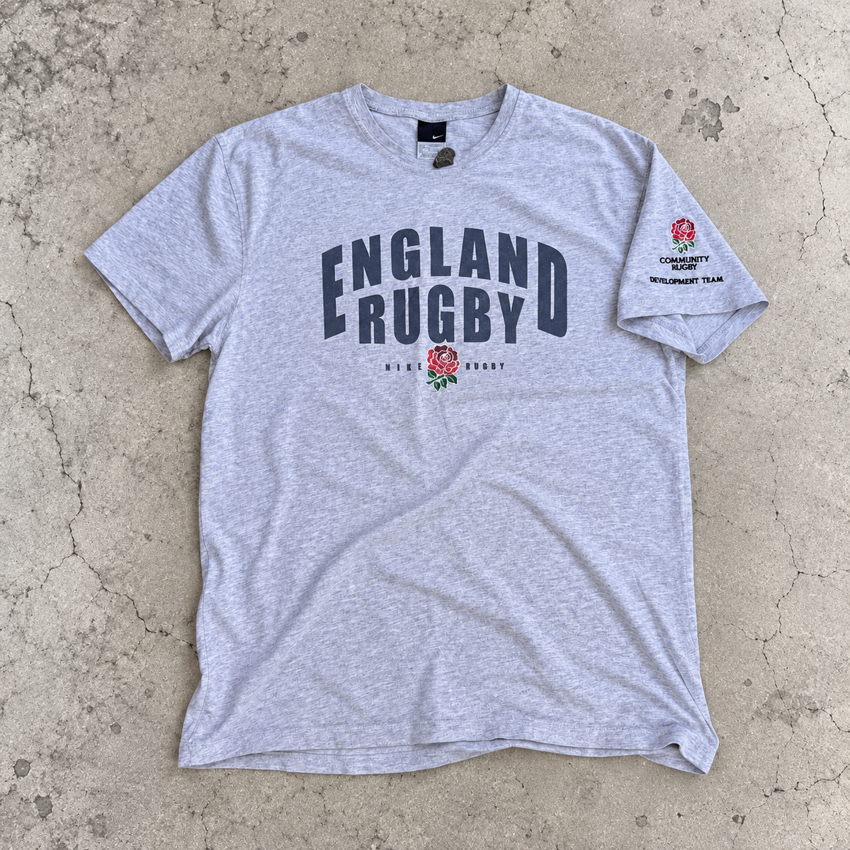 Vintage Y2K Nike England Rugby T-Shirt Size XL Grey Large Graphic Embroidered Rose