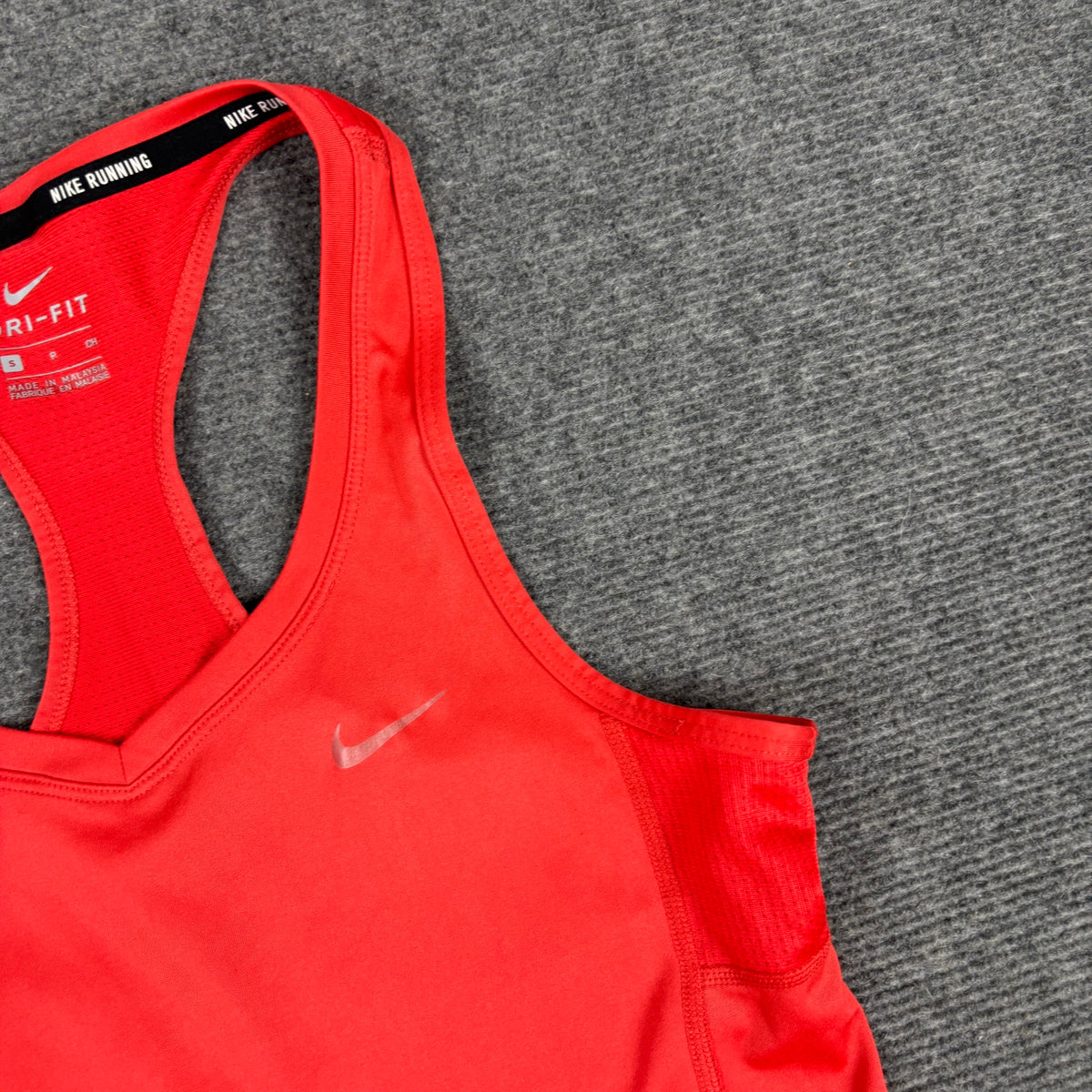 Nike Running Dri-Fit Racerback Tank Coral V-Neck Fitted photo 5