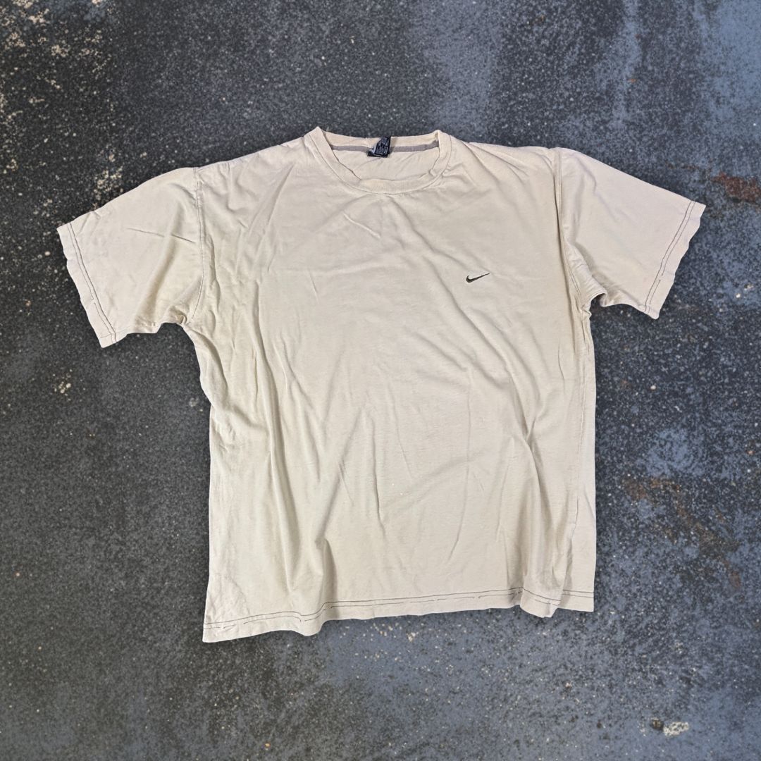 Vintage Y2K Nike T-Shirt Men’s L Yellow Green Swoosh Crew Neck Cotton