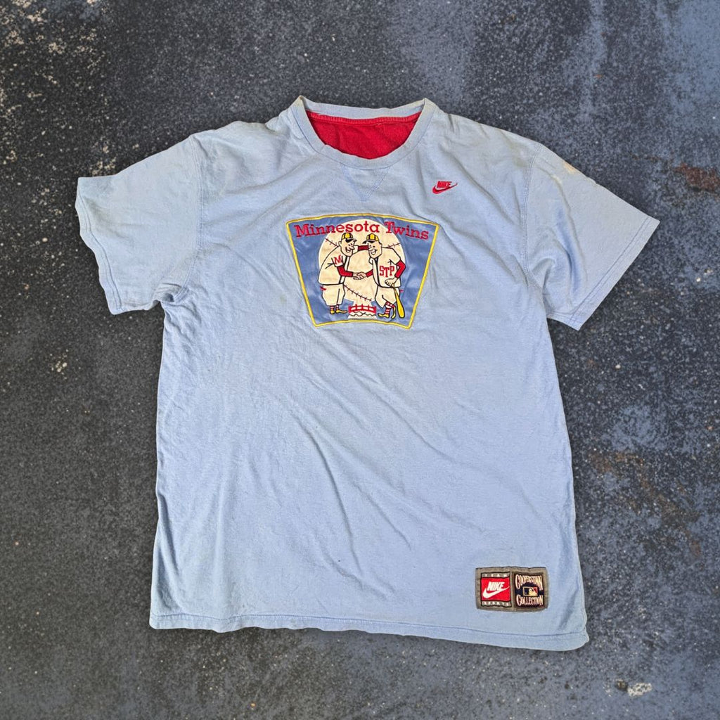 Vintage 90s/Y2K Nike T-Shirt Men’s XL Blue Cotton Minnesota Twins Baseball Patch Cooperstown Collection