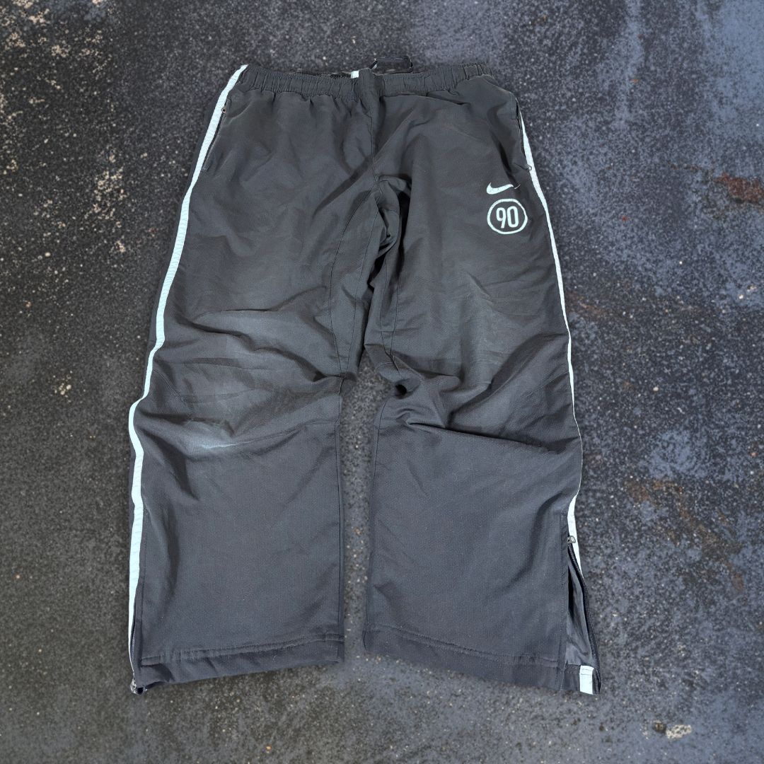 Vintage Y2K Nike T90 Football Track Pants Size L Black White Wide Leg Baggy 7/8 Length