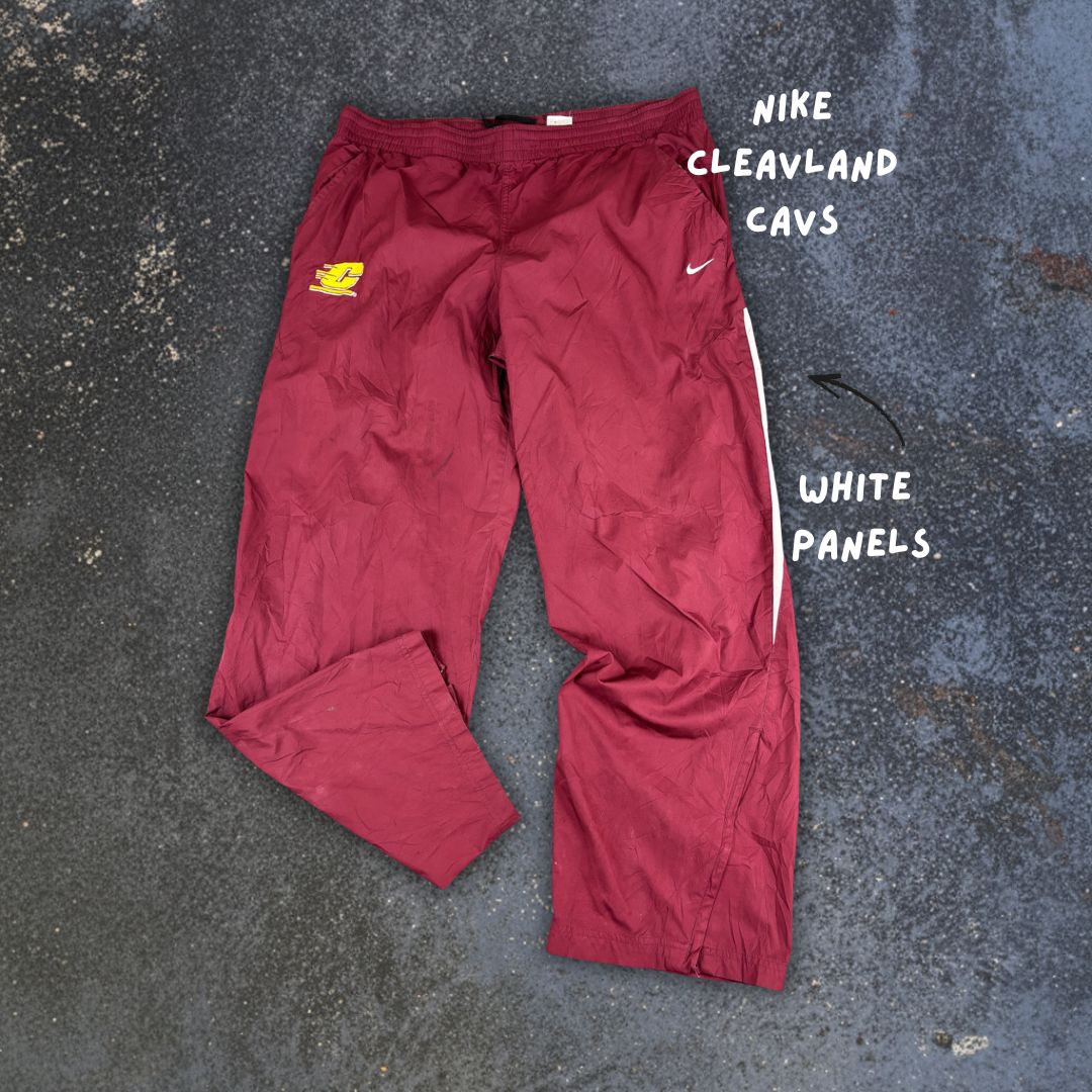 Vintage Y2K Nike Cleveland Cavs Track Pants L Maroon Yellow White Warm-Up Windbreakers