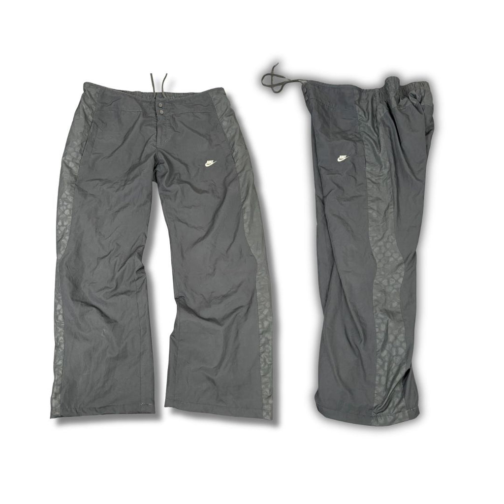 Vintage Y2K Nike Track Pants Women's XL Dark Grey Clover Love Heart Panel Joggers Straight Leg