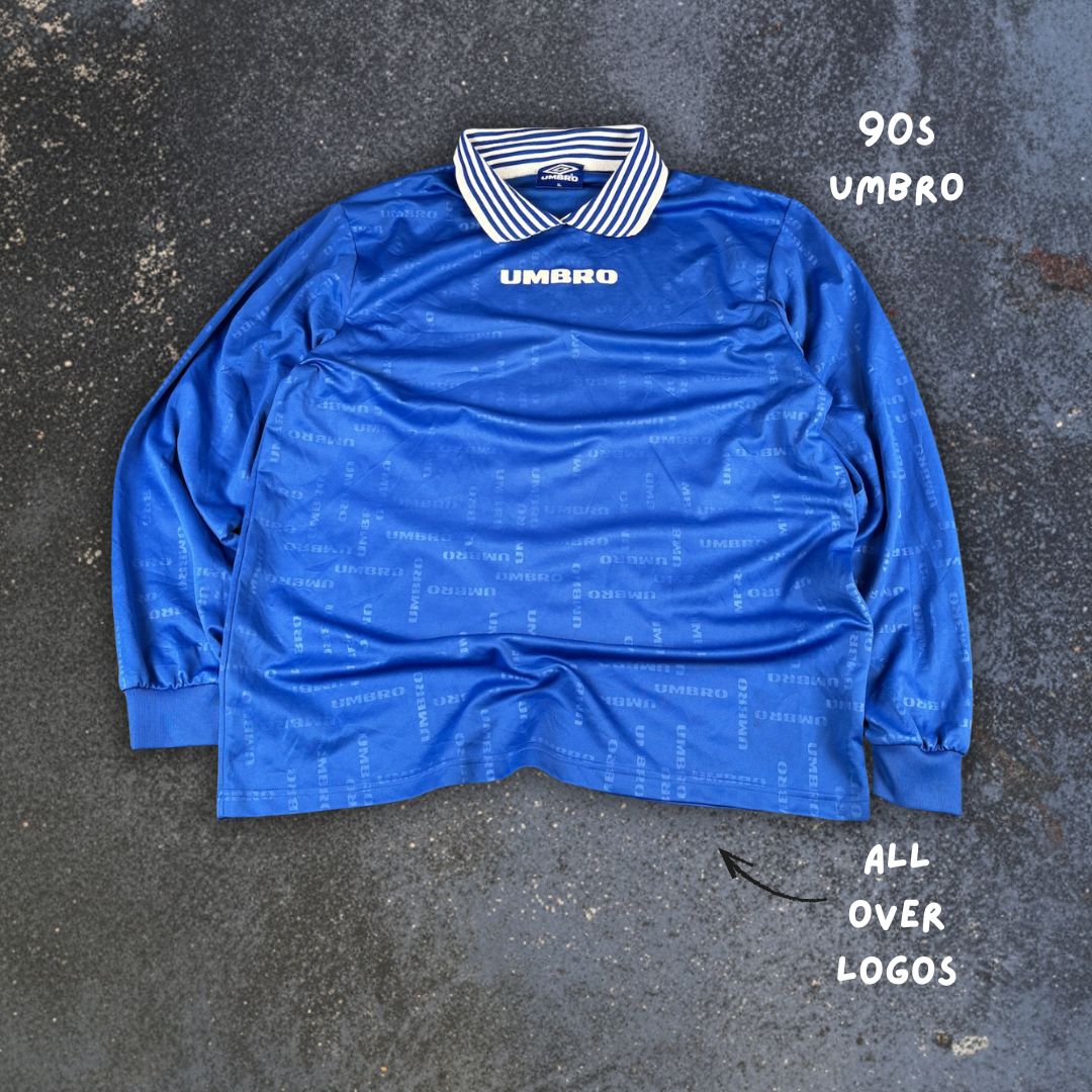 Vintage Y2K Umbro Jersey T-Shirt XL Blue Long Sleeve All Over Spell Out