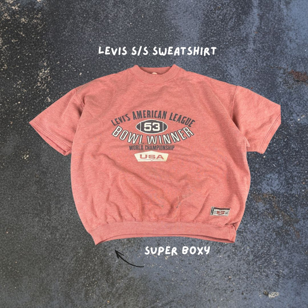 Vintage 90's Levi's Football T-shirt Mens L Red USA Bowl Short Sleeve Sweatshirt
