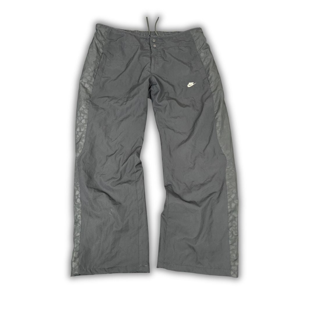 Vintage Y2K Nike Track Pants Women's XL Dark Grey Clover Love Heart Panel Joggers Straight Leg