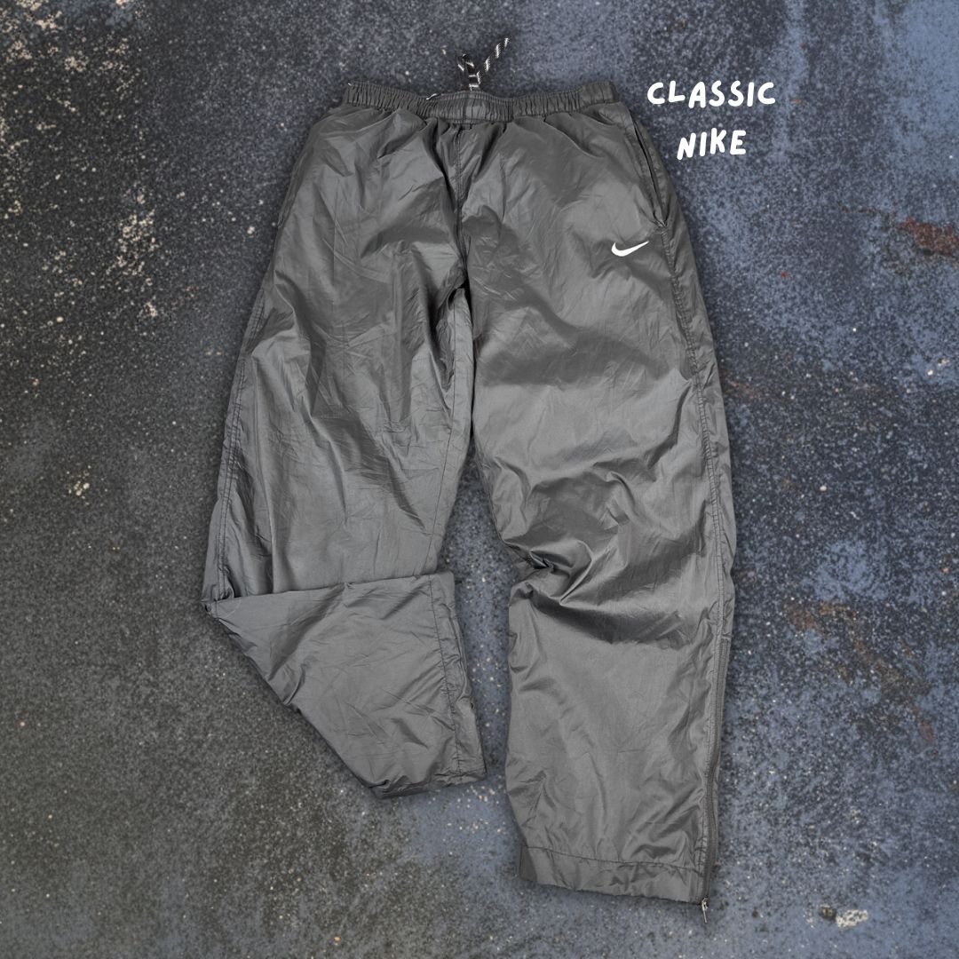 Nike Track Pants Men's L Black White Swoosh Nylon Style Windbreakers