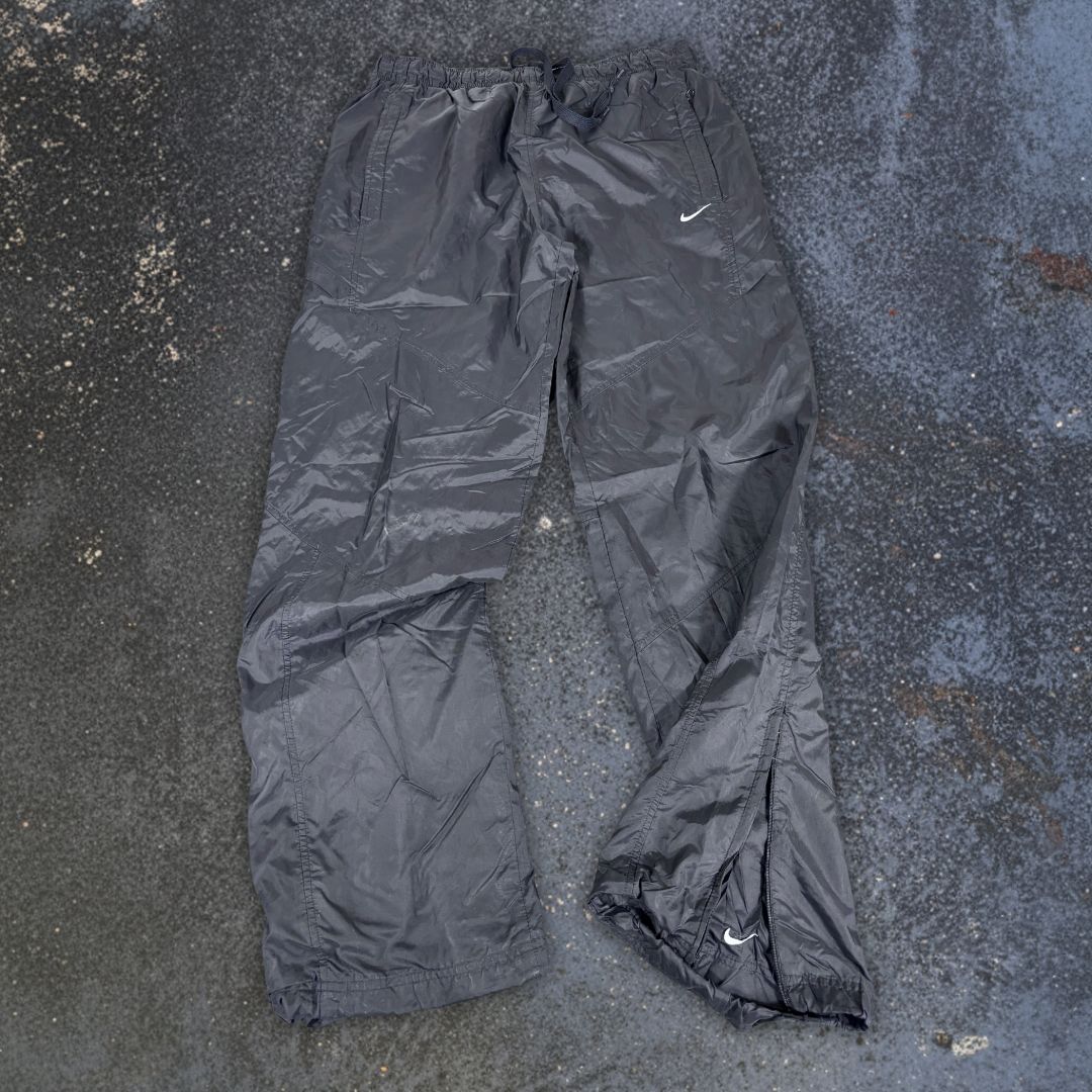 Vintage Y2K Nike Track Pants Size L Black White Wide Leg Ankle Zip Swoosh Windbreakers
