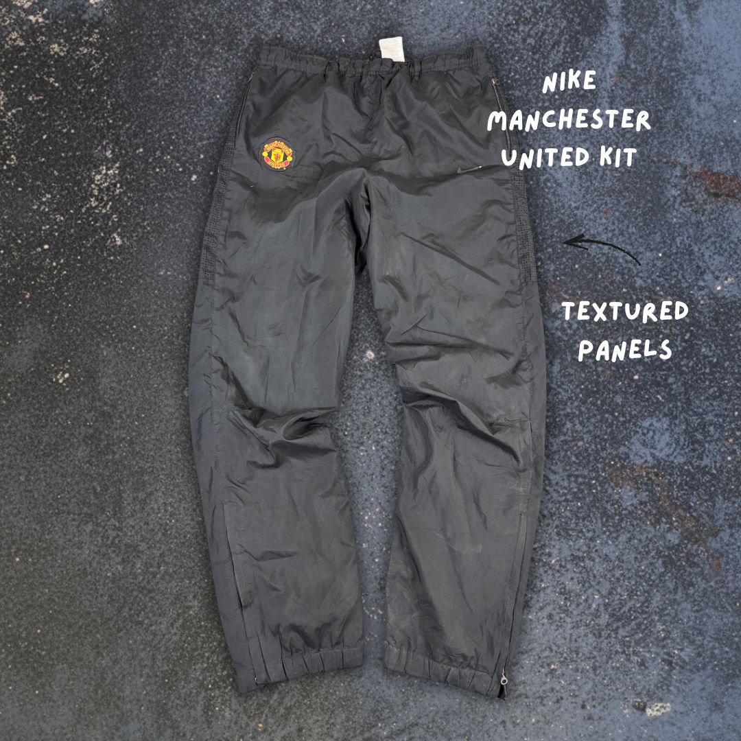 Vintage Y2K Nike Football Track Pants XL Black Manchester United Mesh Panels Ankle Zips