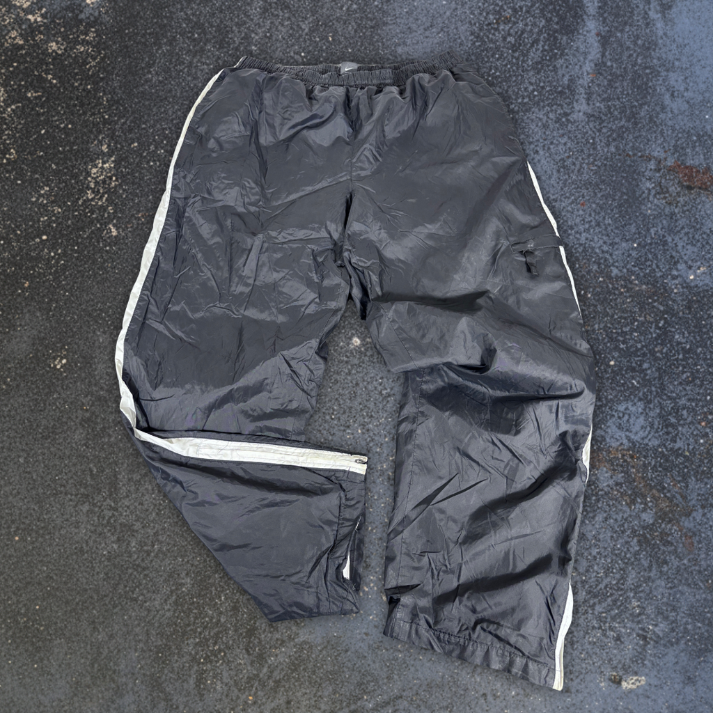 Vintage Y2K Nike Track Pants Size XL Black Cream Detail Cargo Pocket Spell Out Ankle Zip