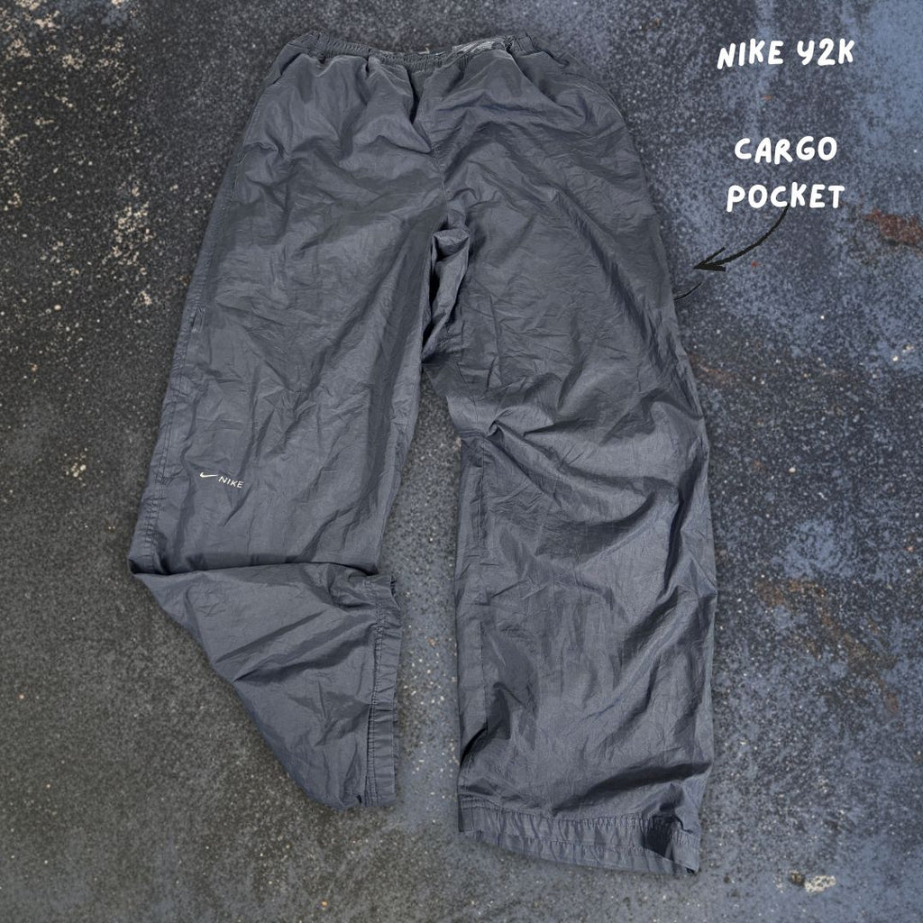 Vintage Y2K Nike Track Pants Men’s L Black Cargo Pockets Spell Out Wide Leg Premo