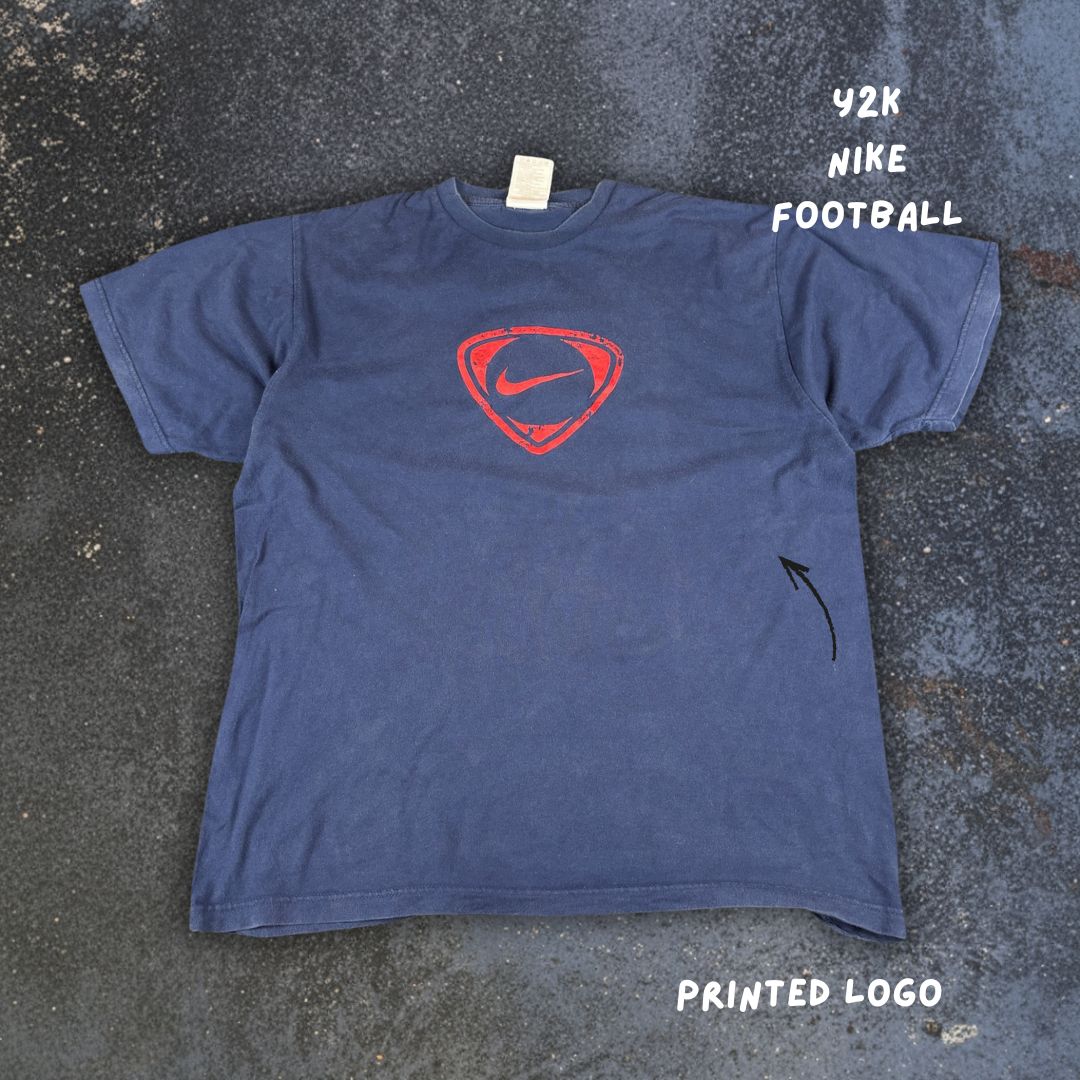 Vintage Y2K Nike Football T-Shirt Size L Blue Football Big Chest Logo Crew Neck