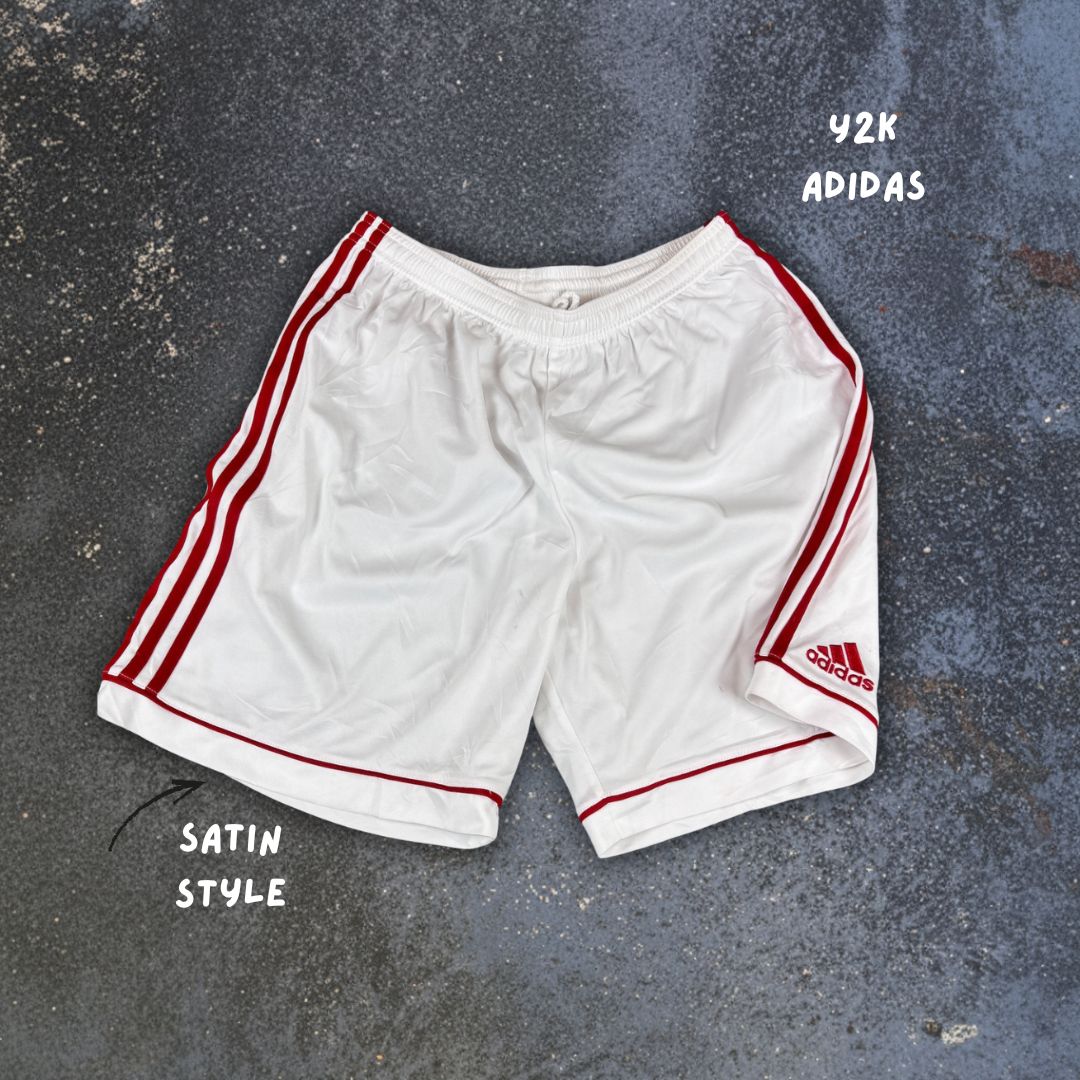 Vintage Y2K Adidas Shorts Size M White Red 3 Stripe Football Style