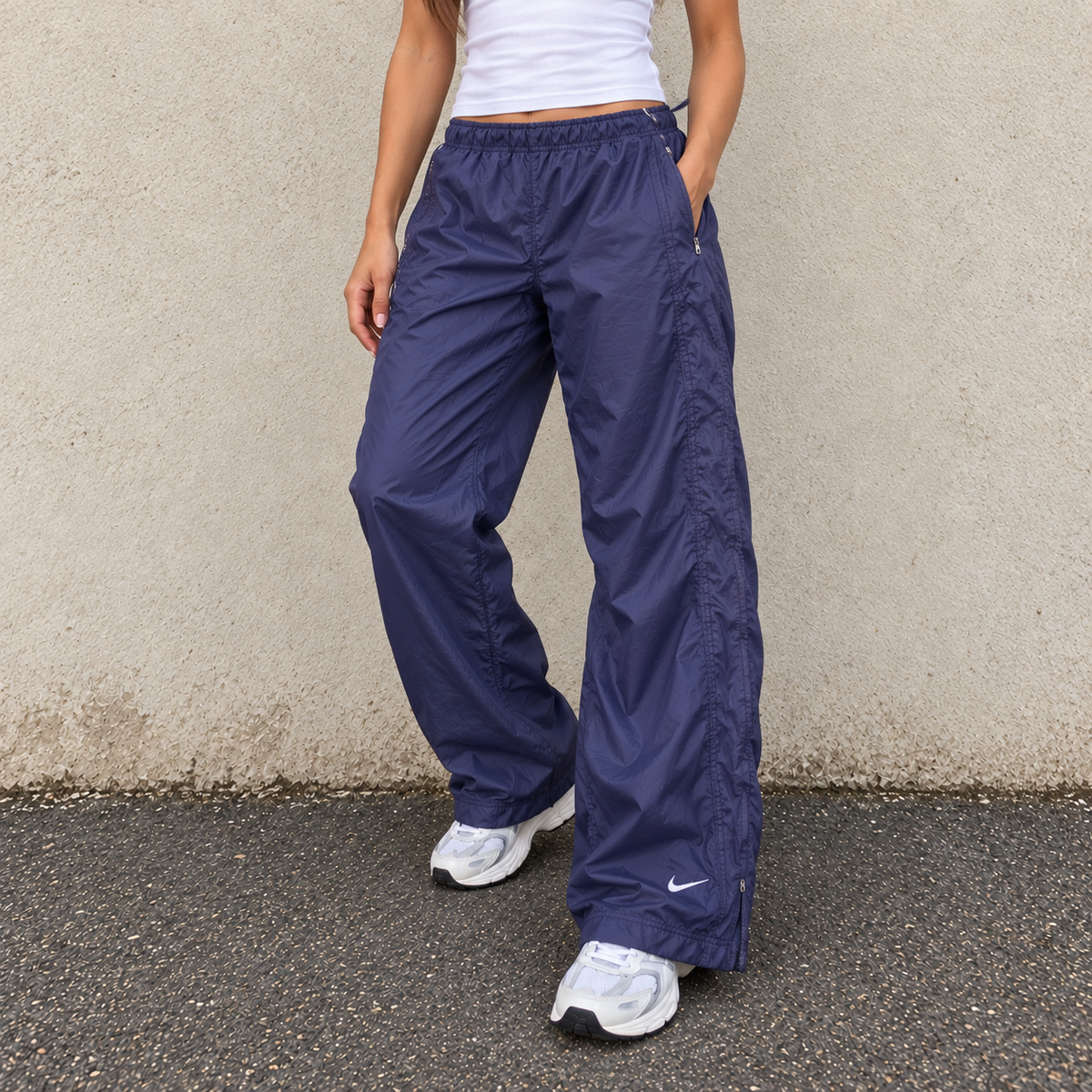 Vintage Y2K Nike Track Pants Women's M Navy White Ankle Swoosh Joggers Straight Leg