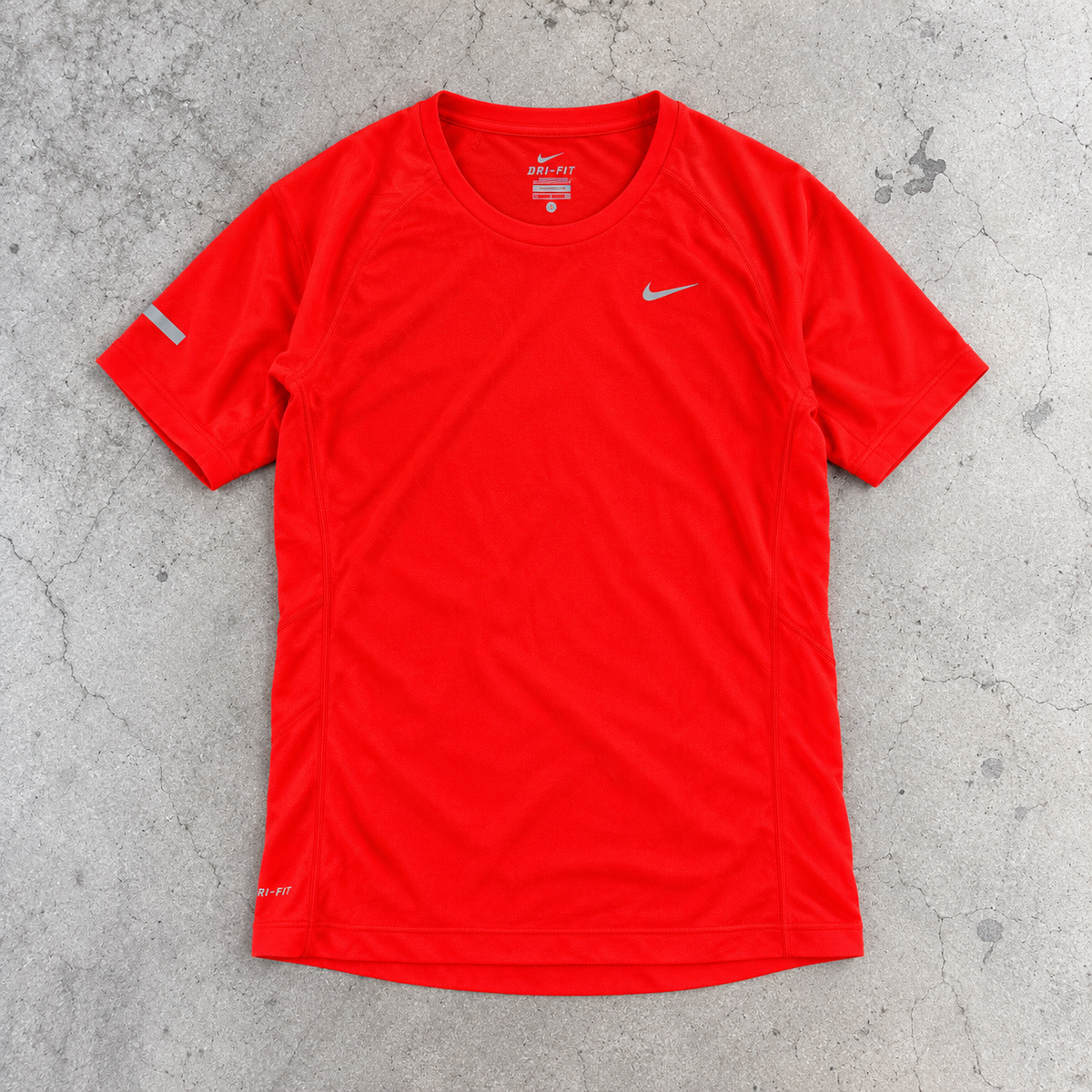 Nike Running Dri-Fit Tee Women's Small Red Reflective Silver Activewear T-shirt