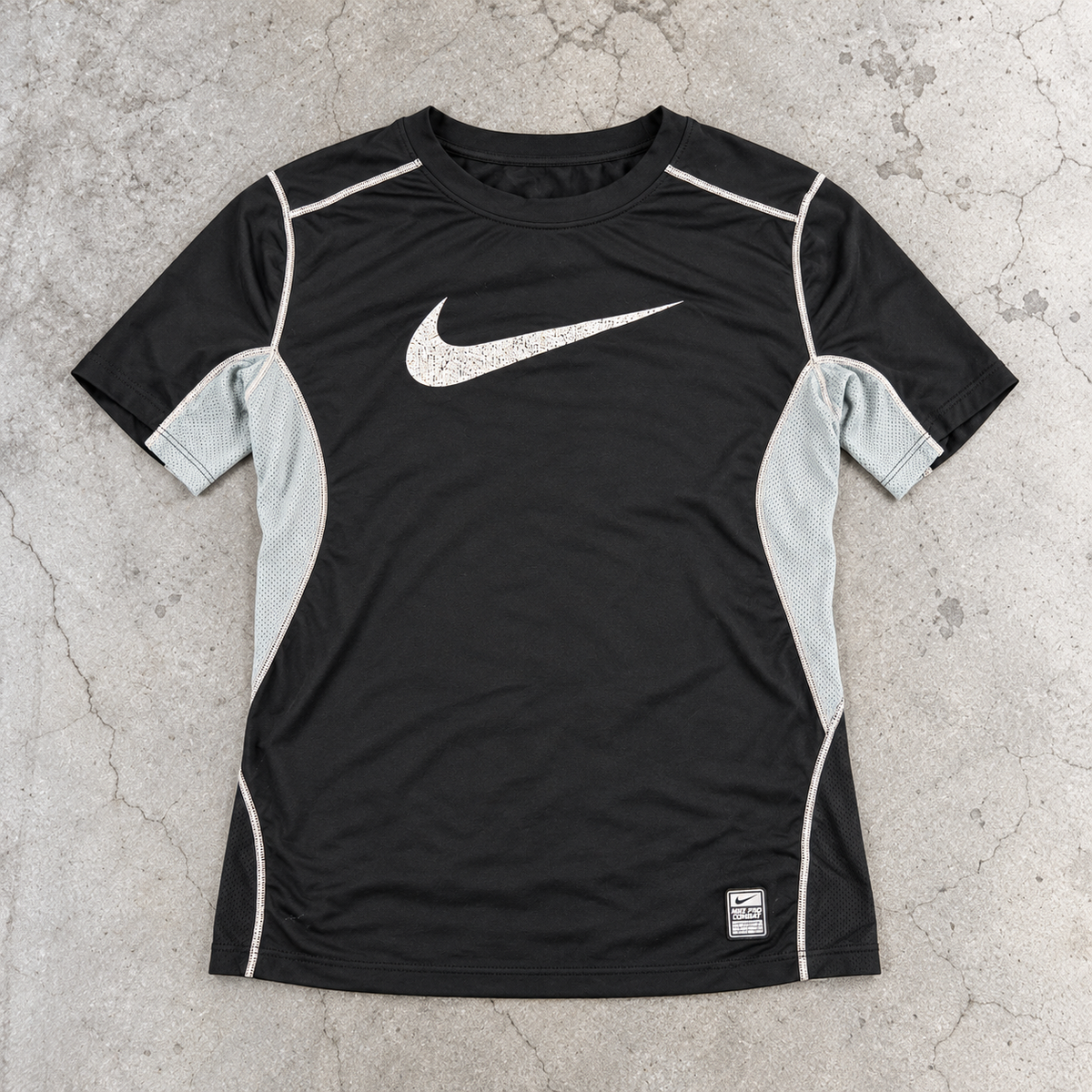 Nike Pro Combat Training T-shirt Men's Medium Black Grey Big Swoosh Activewear