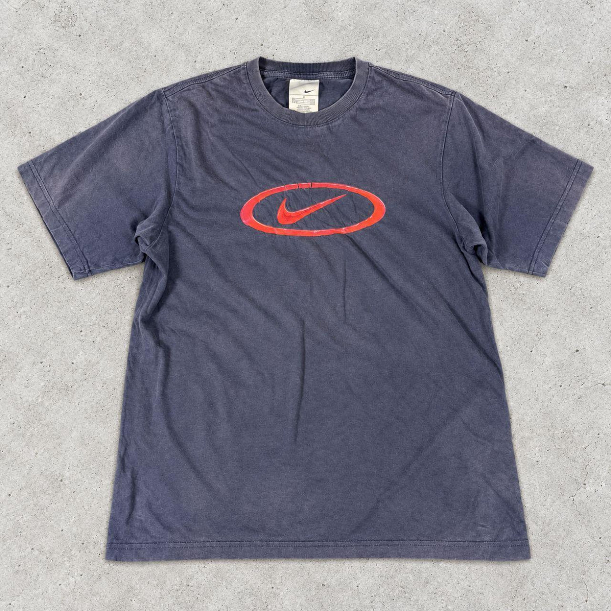 Vintage Y2K Nike T-Shirt Men’s S Navy Blue Cotton Red Embossed Logo Faded Crew Neck