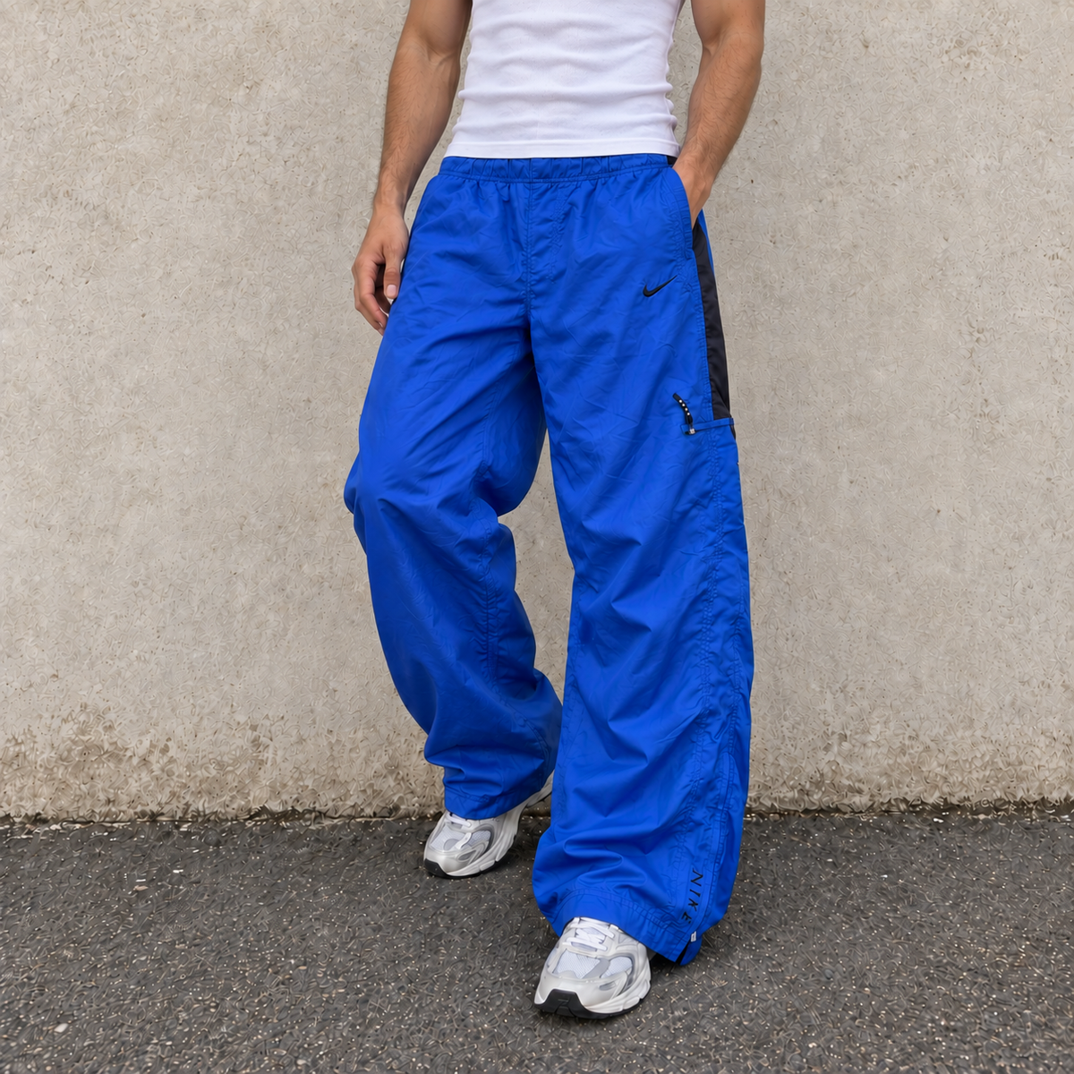 Vintage 90s Nike Track Pants Size XL Blue Black Swoosh Spell Out Logo Classic Windbreakers