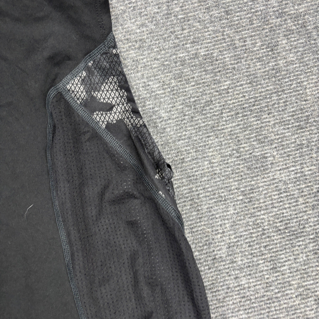 Tapout Sleeveless Training Tank Black Grey Camo Mesh Panels photo 5